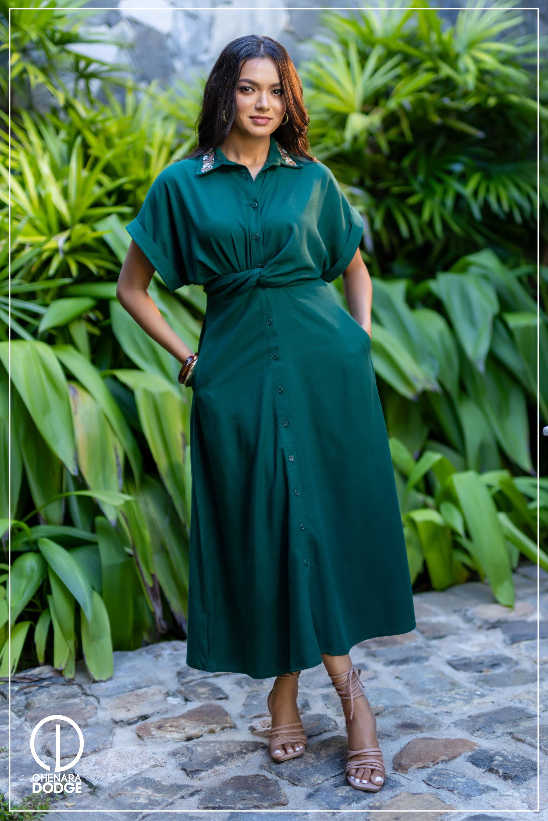 EVANA TWISTED EMB MIDI  DRESS