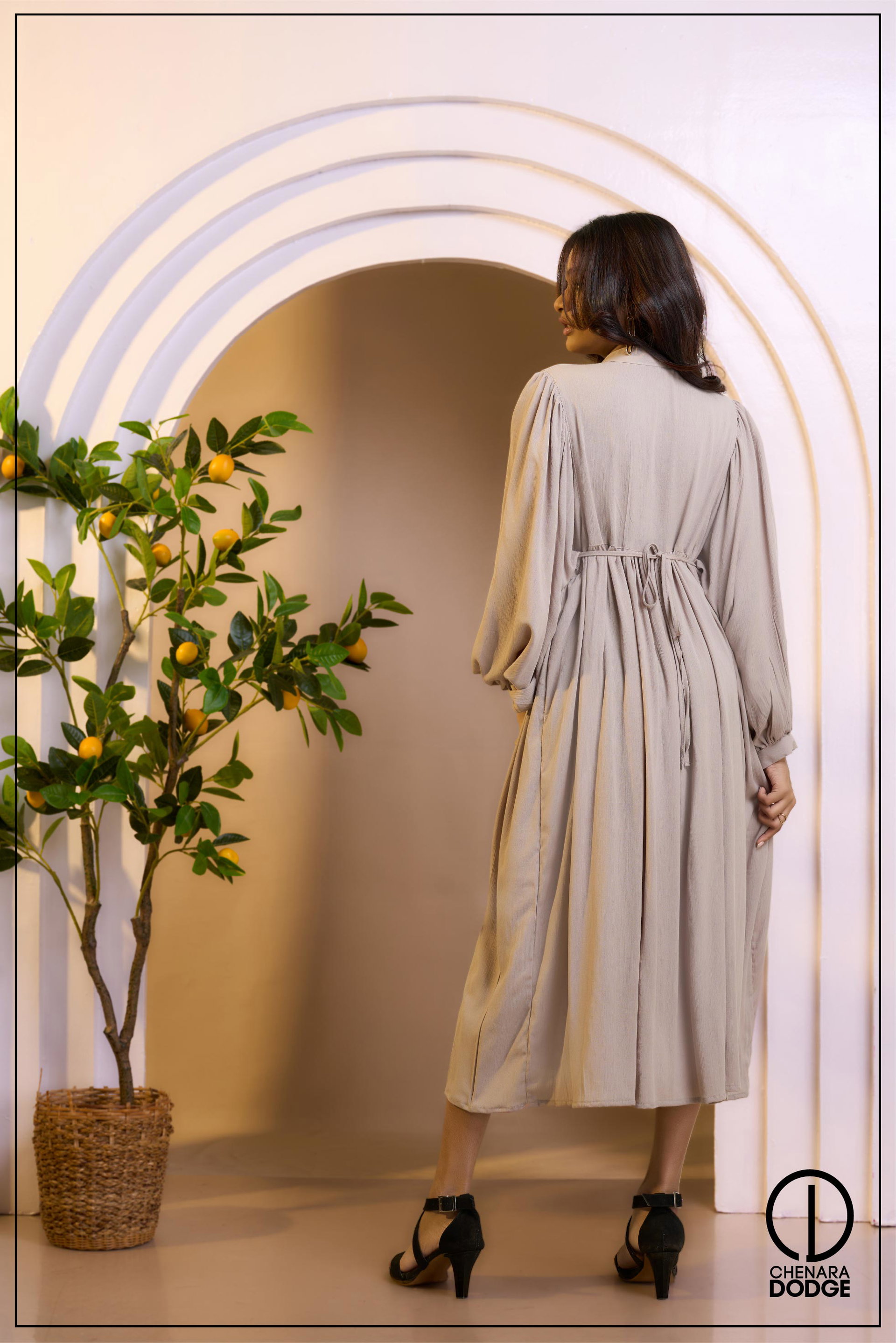 FRONT TIE-UP MIDI DRESS 