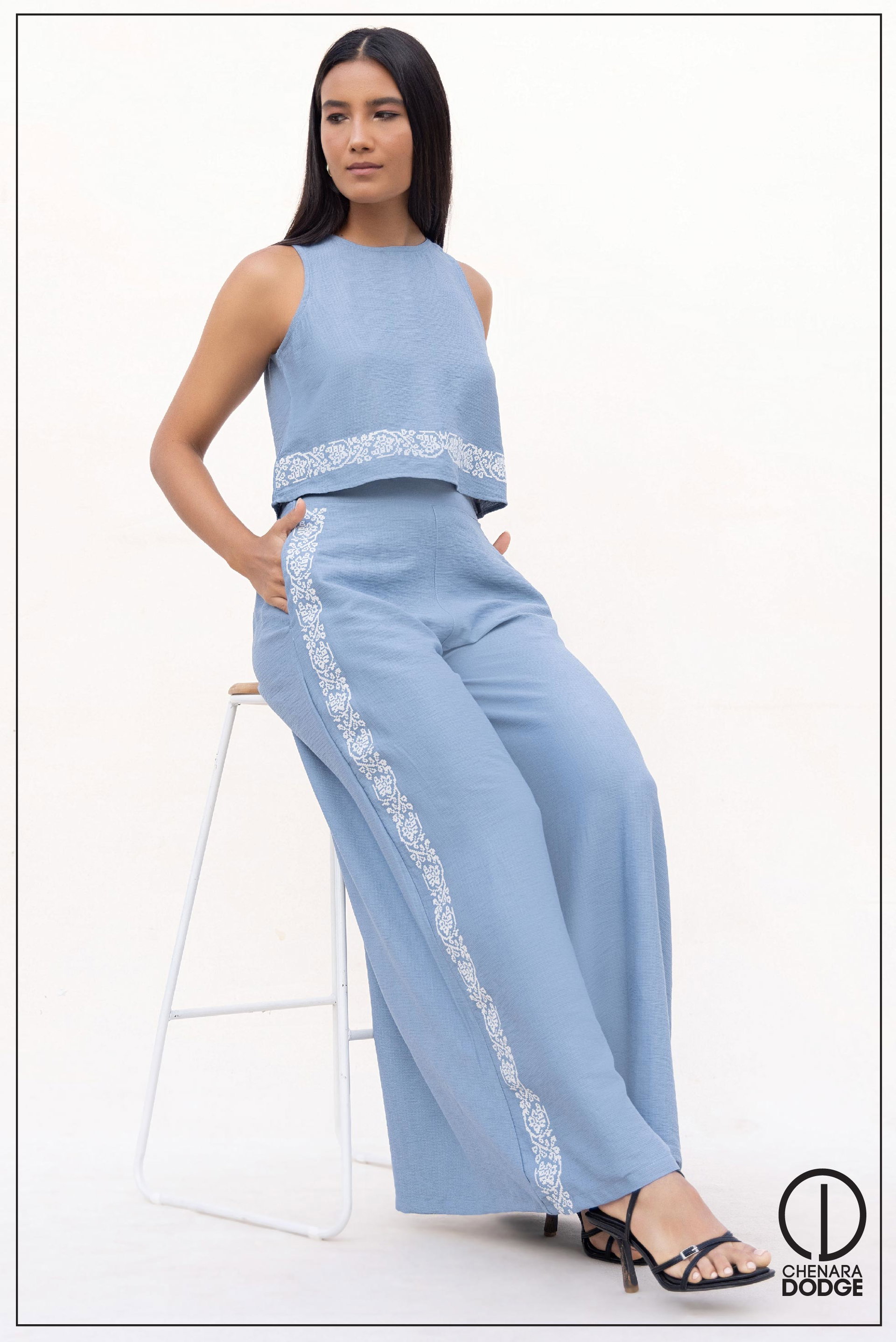 GRACE EMBROIDERED TWO PIECE SET
