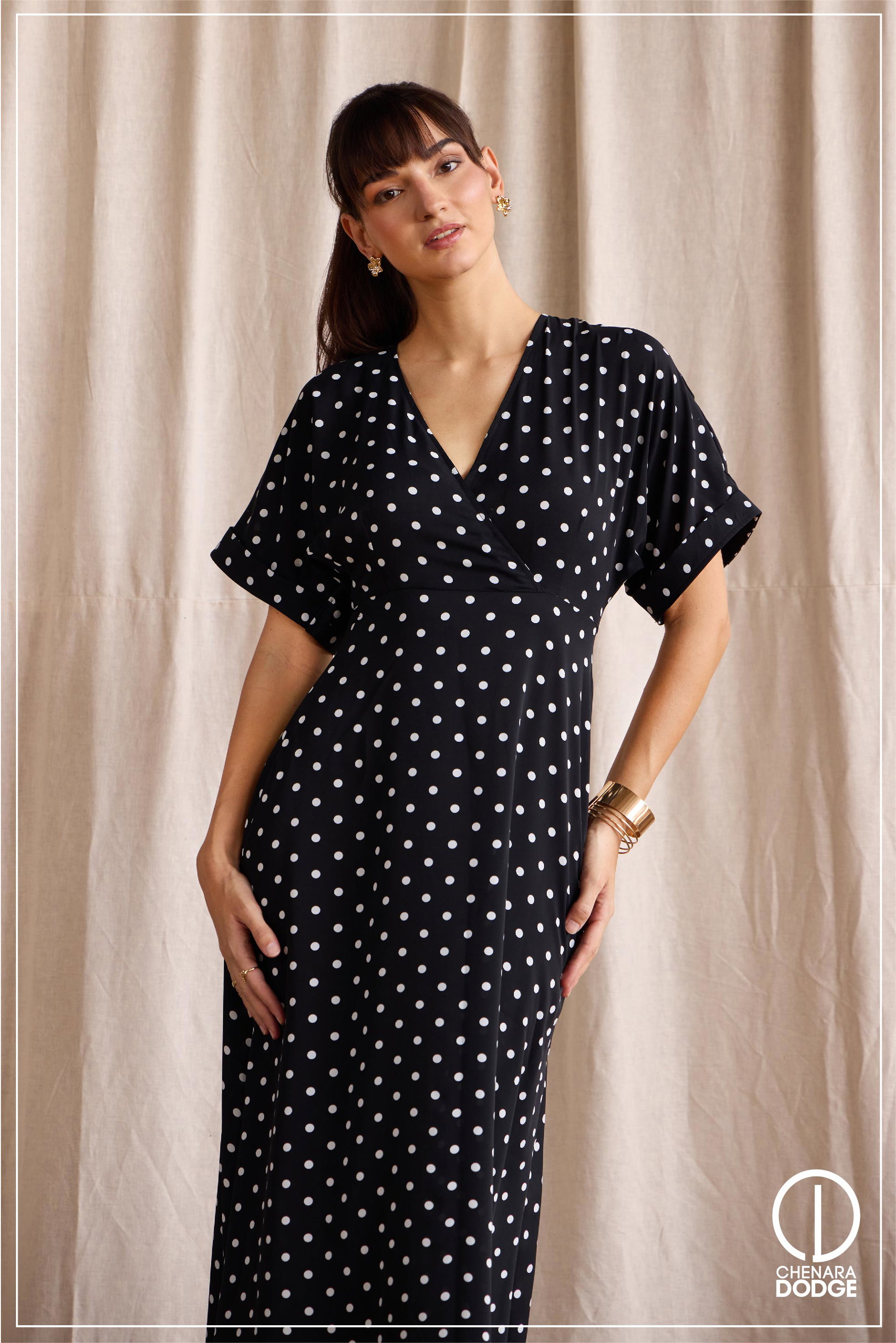 HARTLIE BELL SLEEVE MAXI DRESS