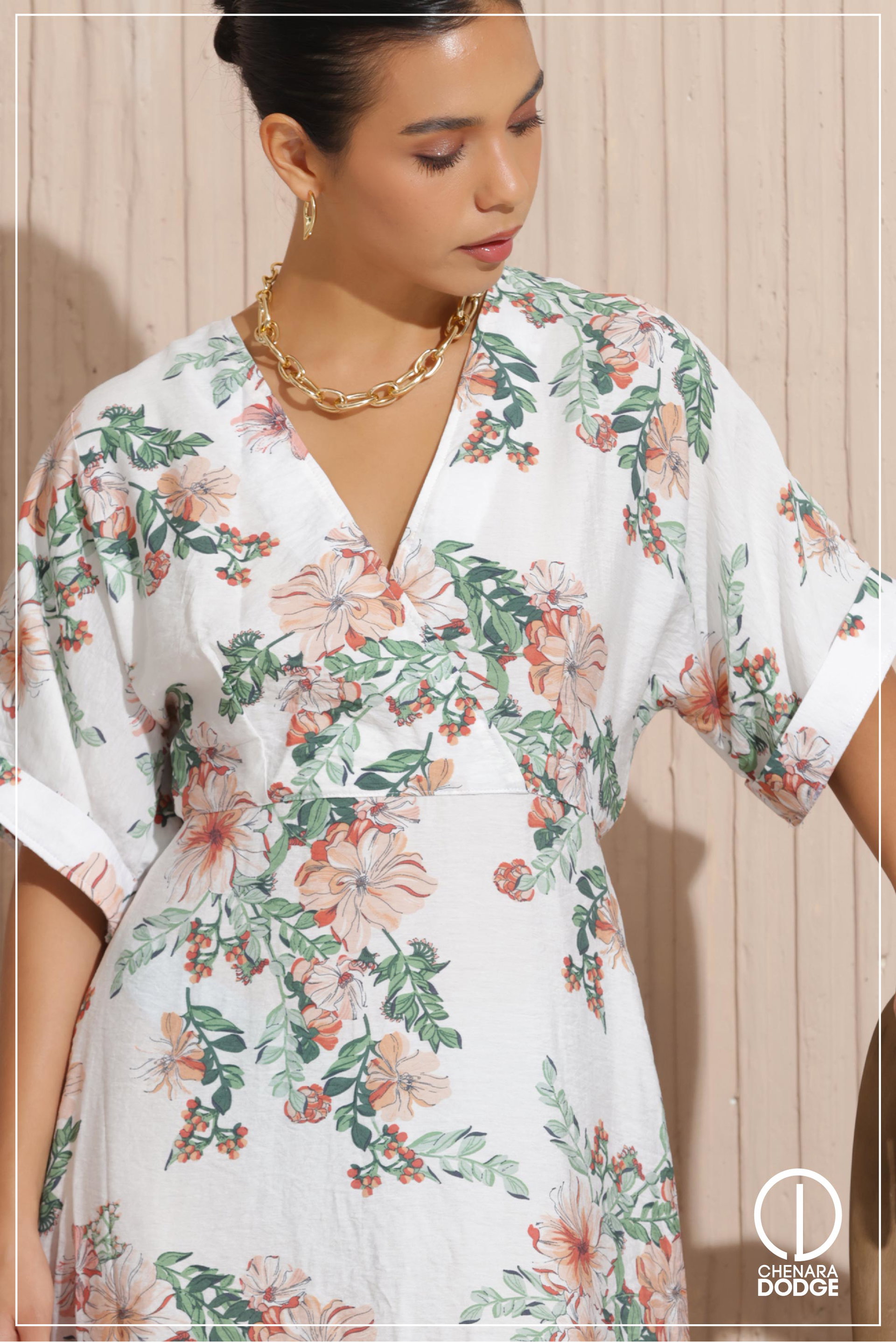 HARTLIE BELL SLEEVE MAXI DRESS