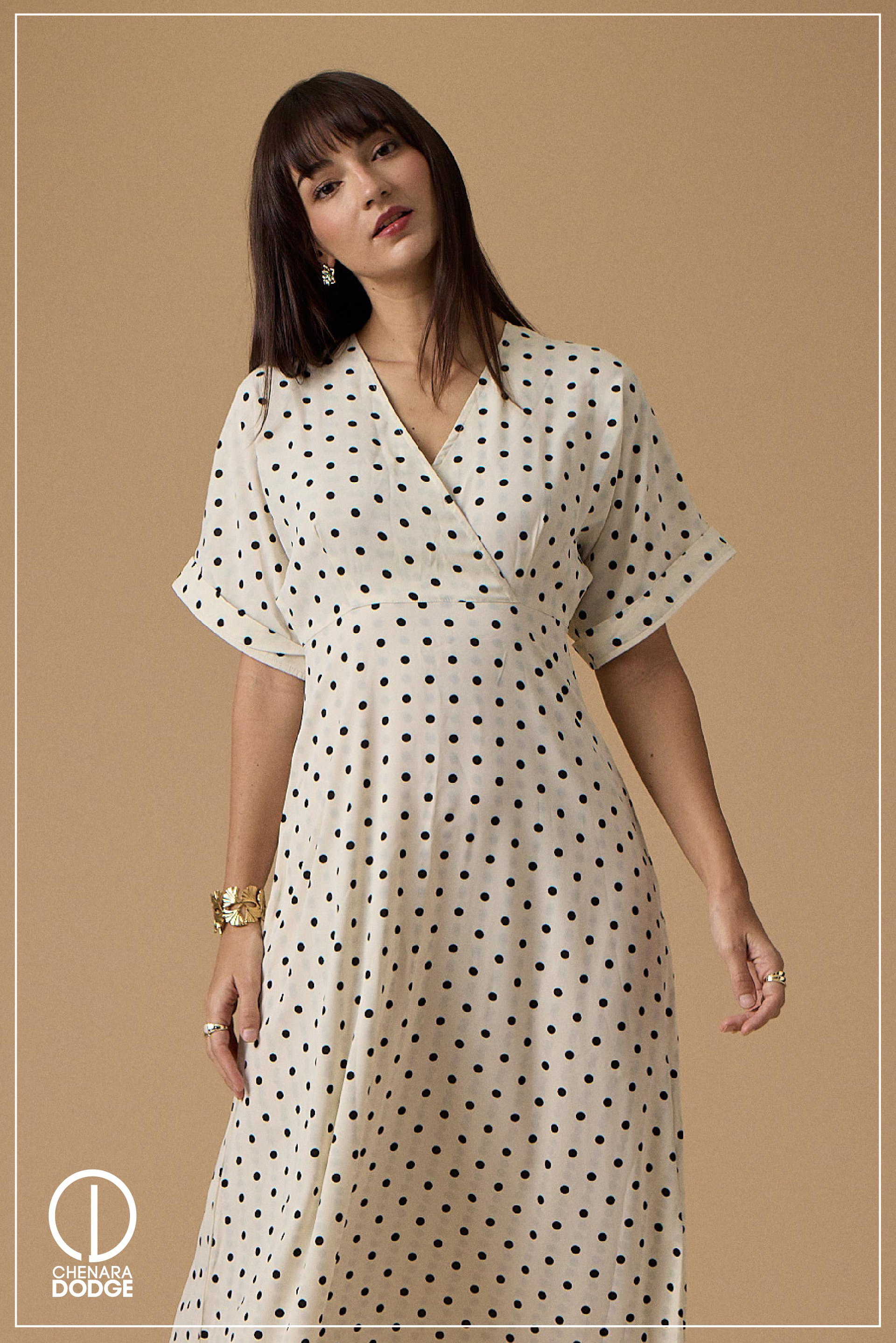 HARTLIE BELL SLEEVE MAXI DRESS