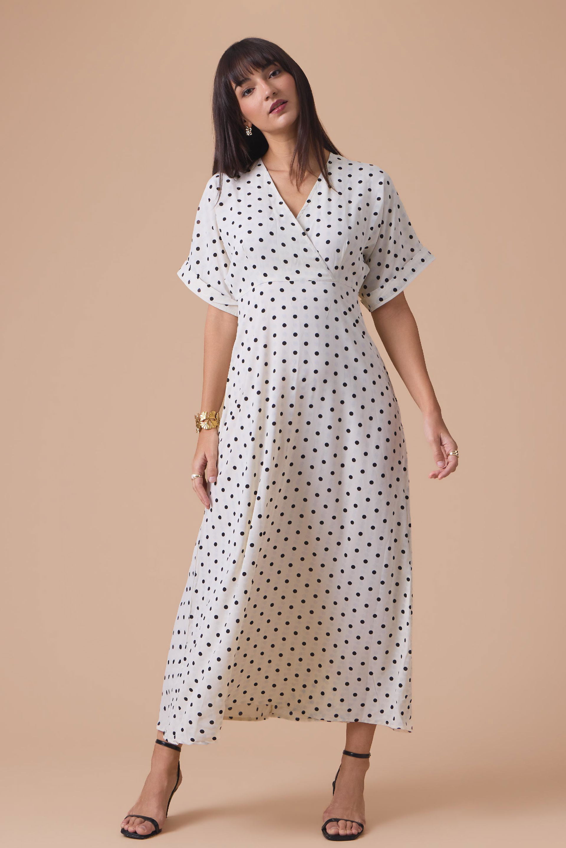 HARTLIE BELL SLEEVE MAXI DRESS