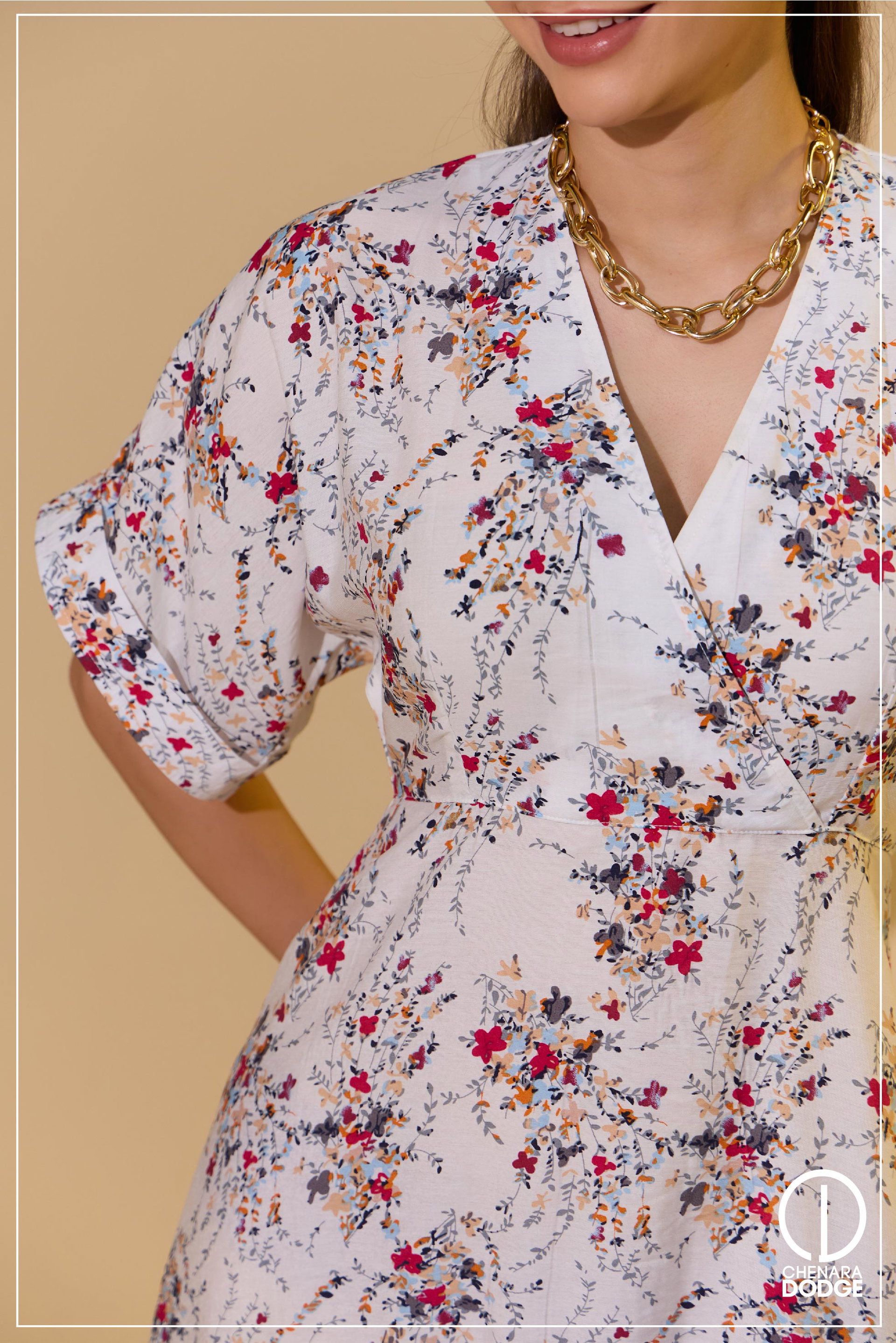 HARTLIE BELL SLEEVE MAXI DRESS