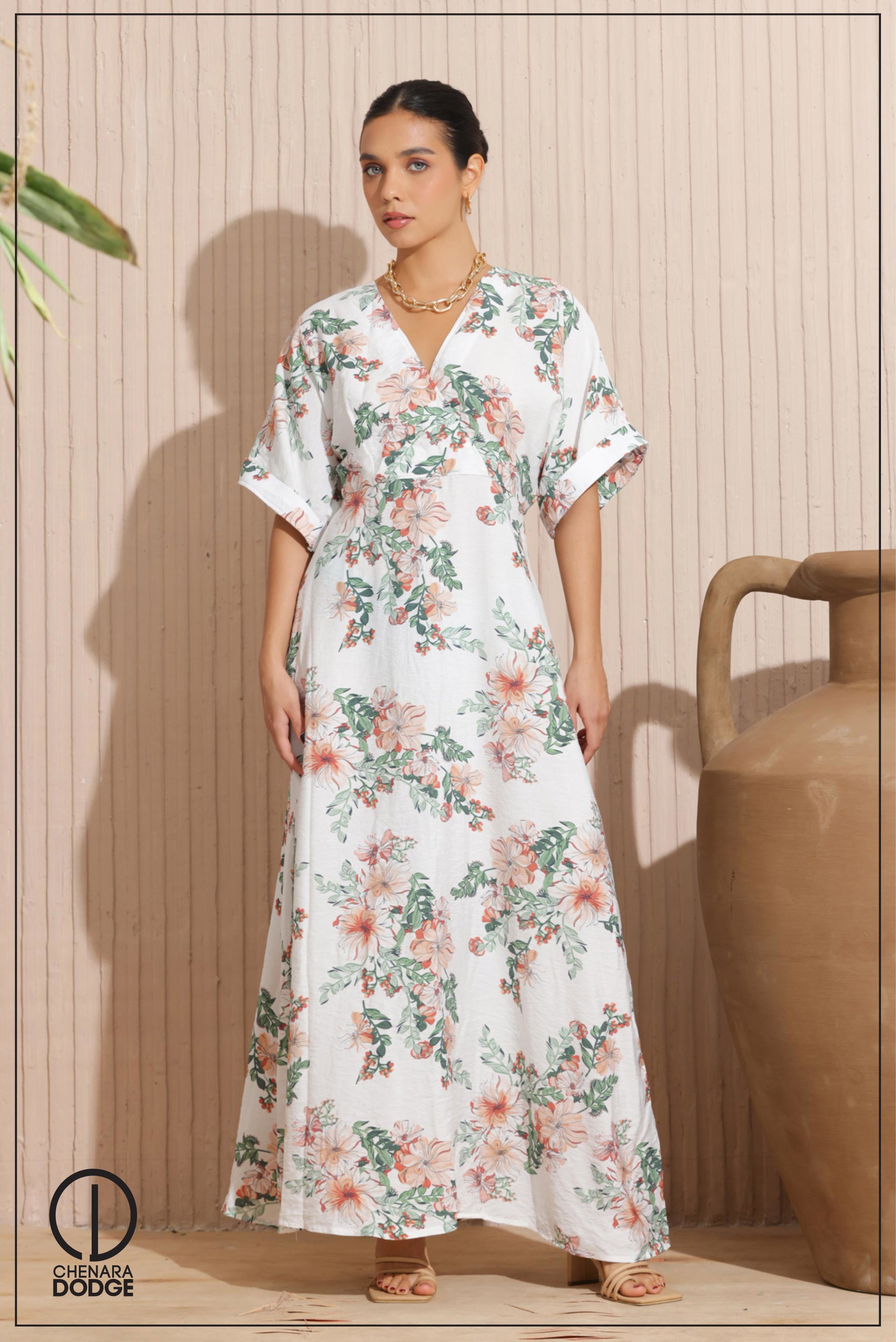 HARTLIE BELL SLEEVE MAXI DRESS