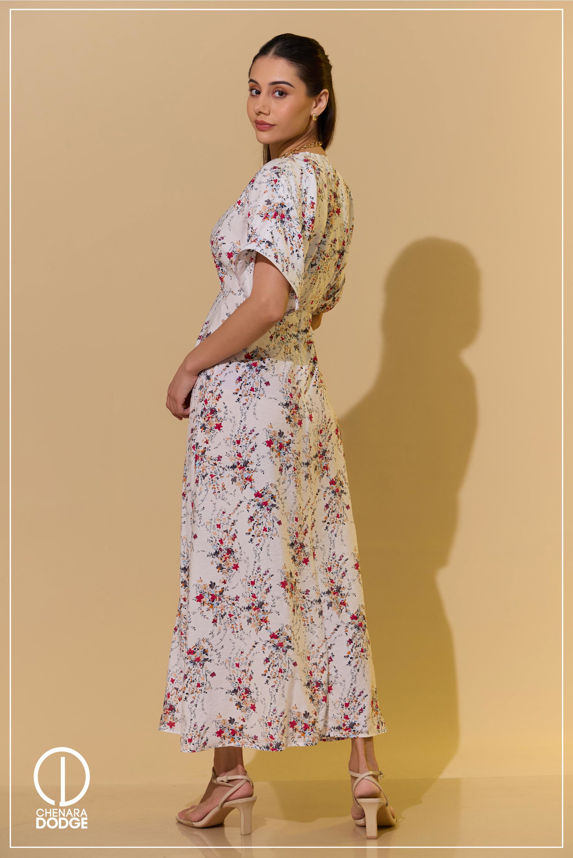 HARTLIE BELL SLEEVE MAXI DRESS