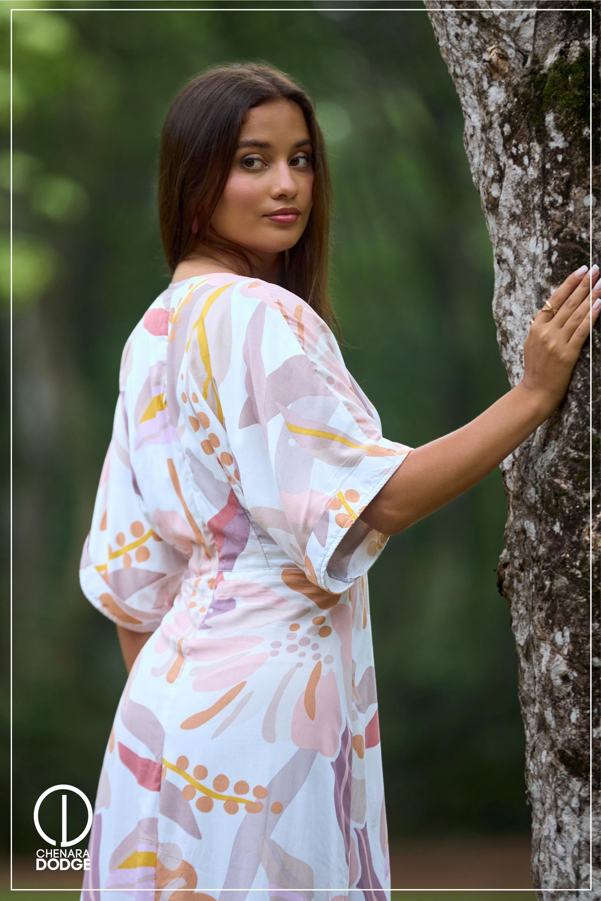 HARTLIE BELL SLEEVE MAXI DRESS