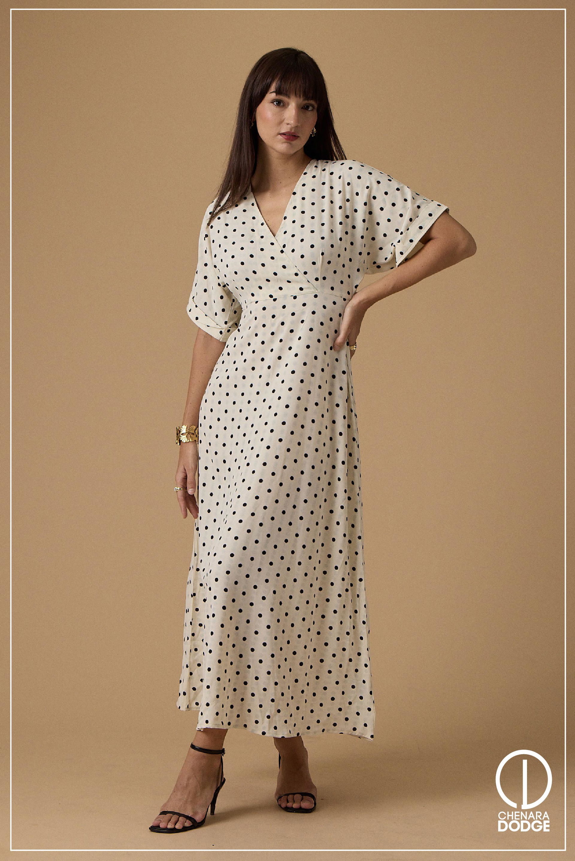 HARTLIE BELL SLEEVE MAXI DRESS