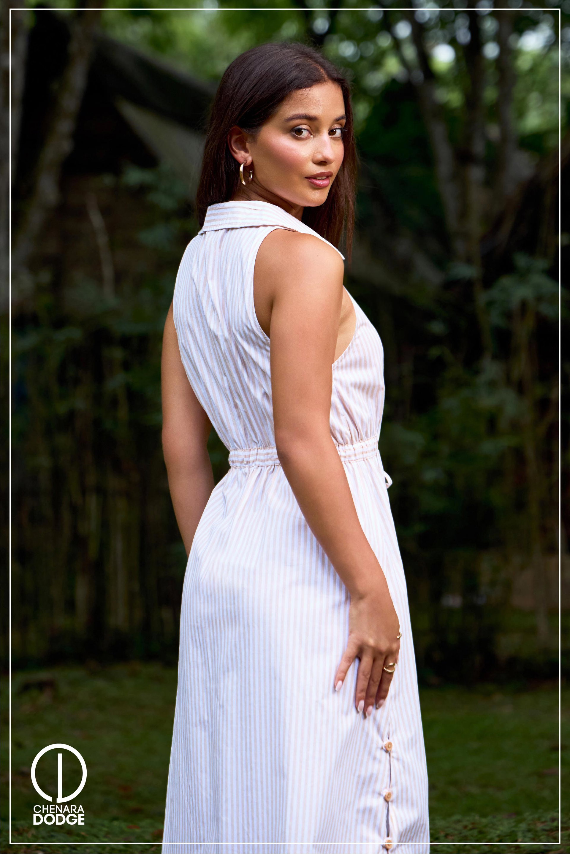 INDILA SLEEVELESS MIDI DRESS