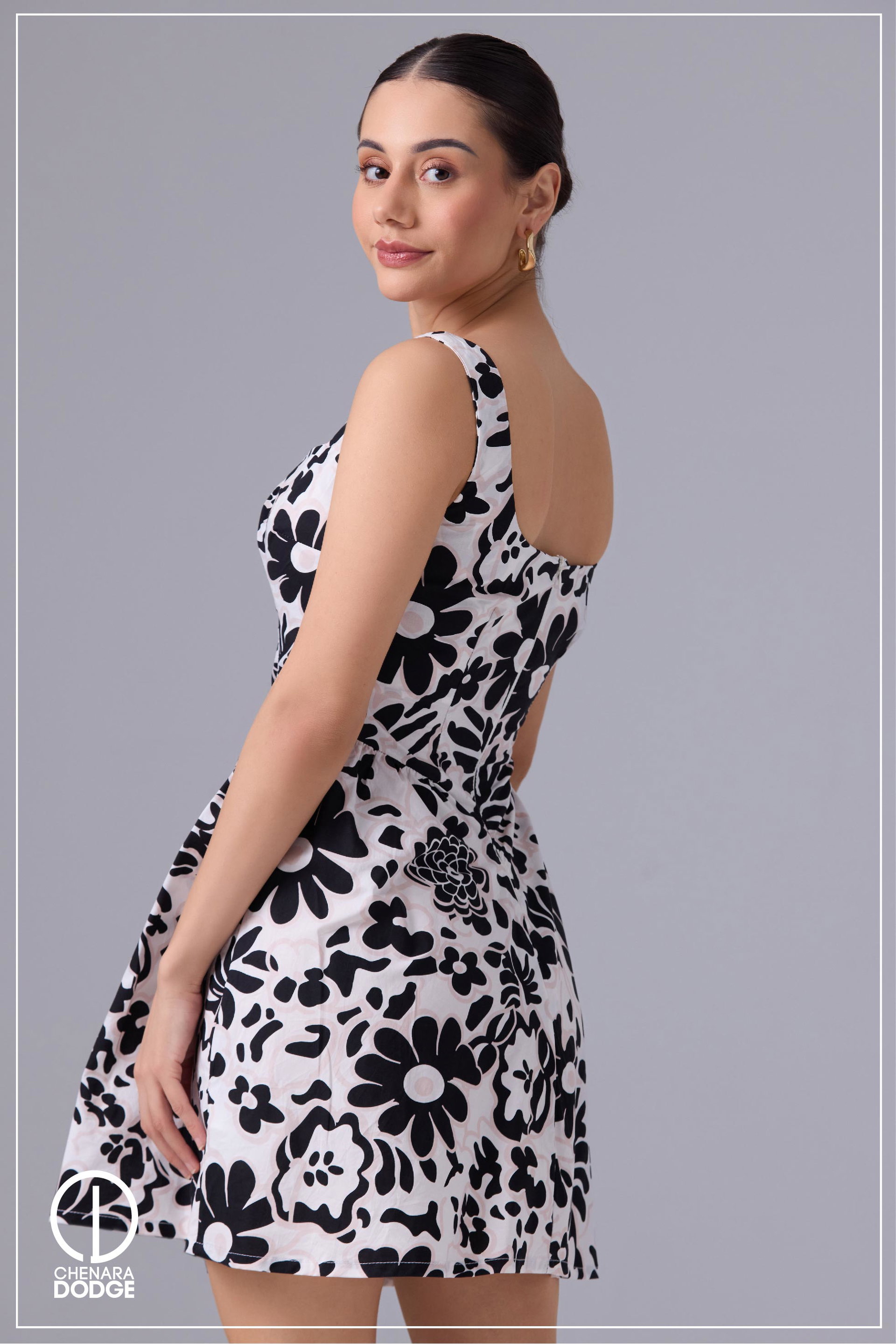 JACQUELINE SLEEVELESS MINI DRESS