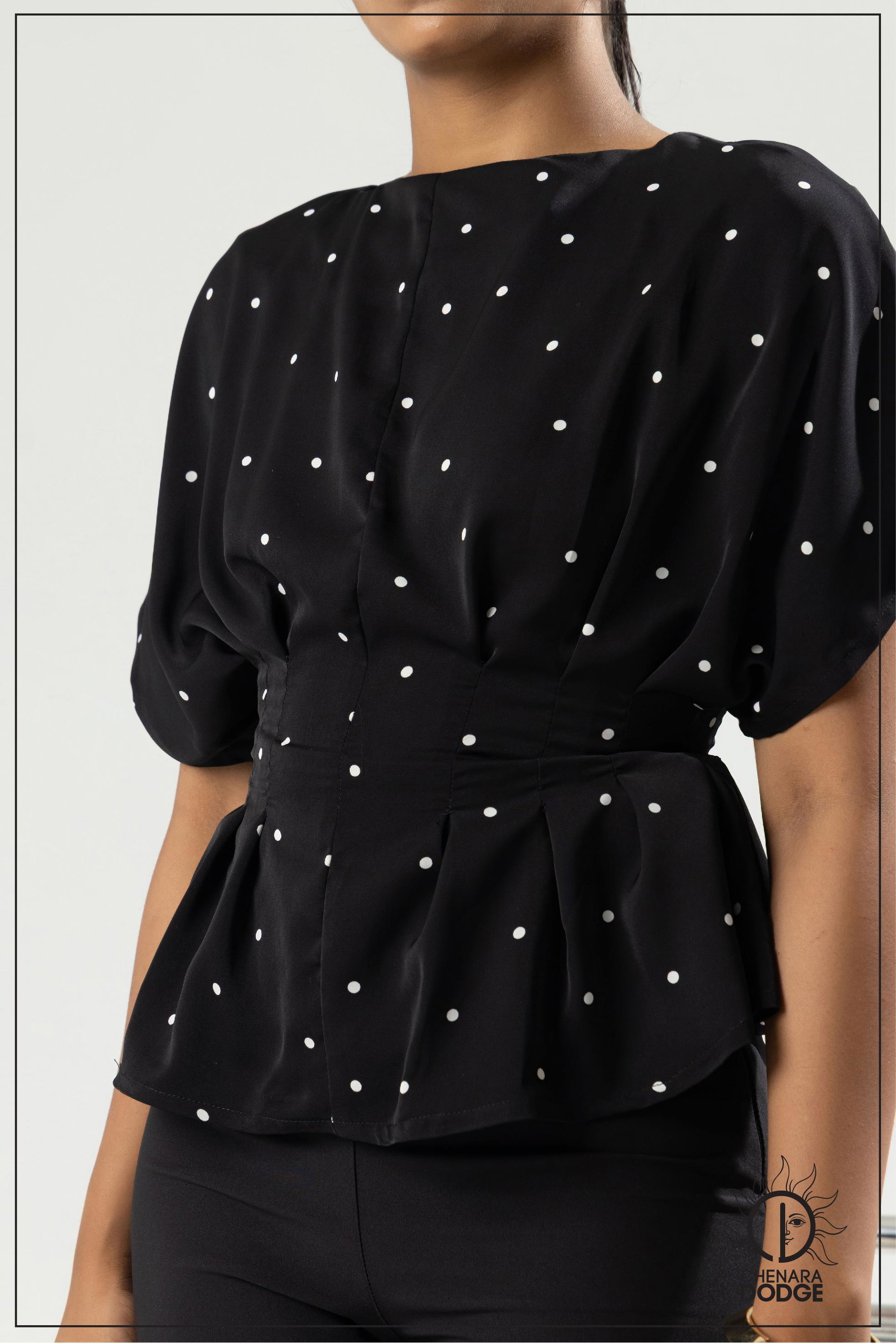 JENNY PLEATED CROPPED TOP