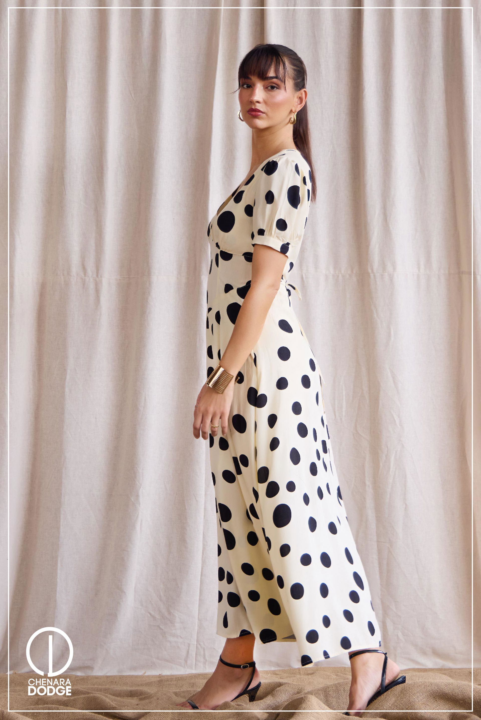 KALITA V-NECK MAXI DRESS
