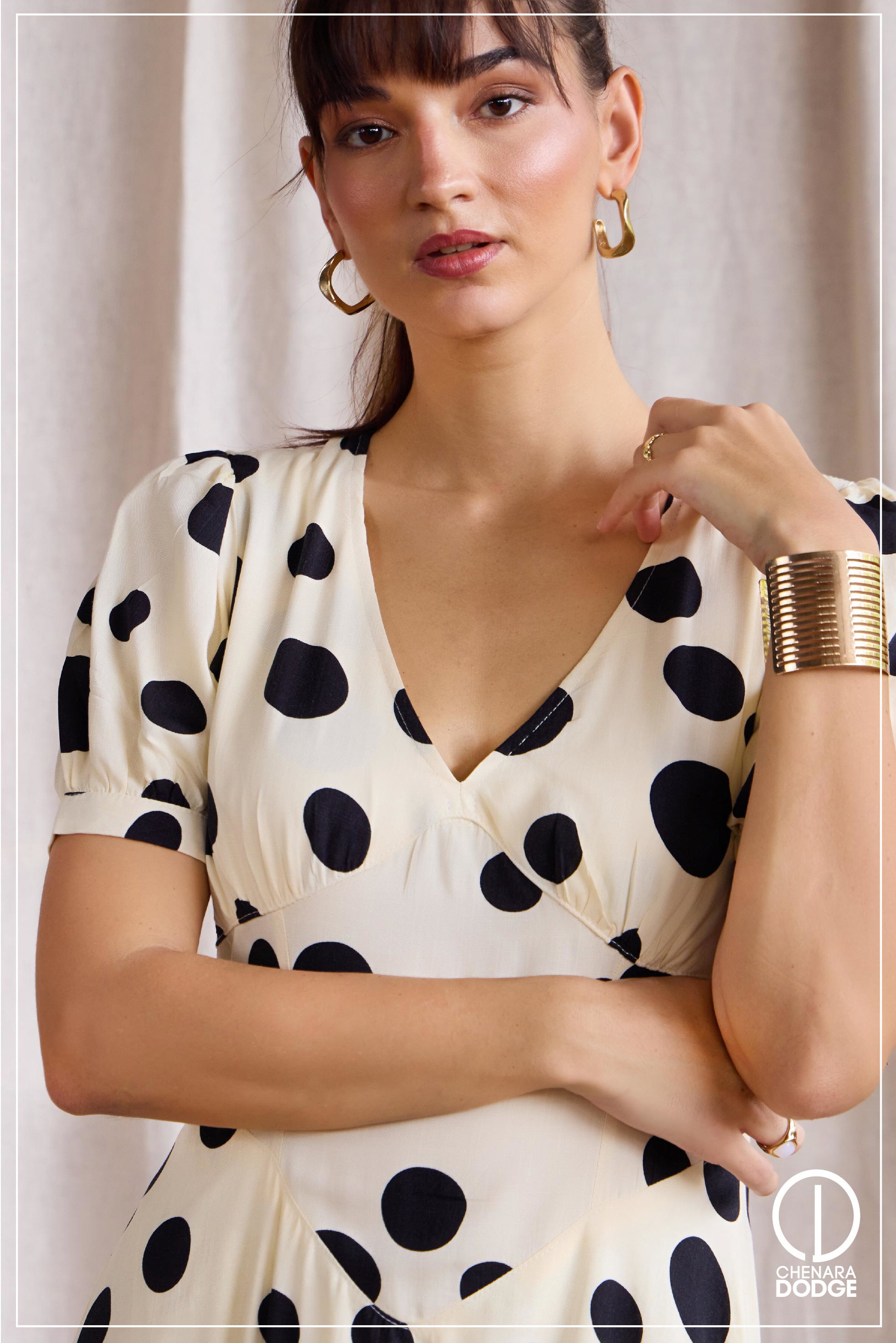 KALITA V-NECK MAXI DRESS