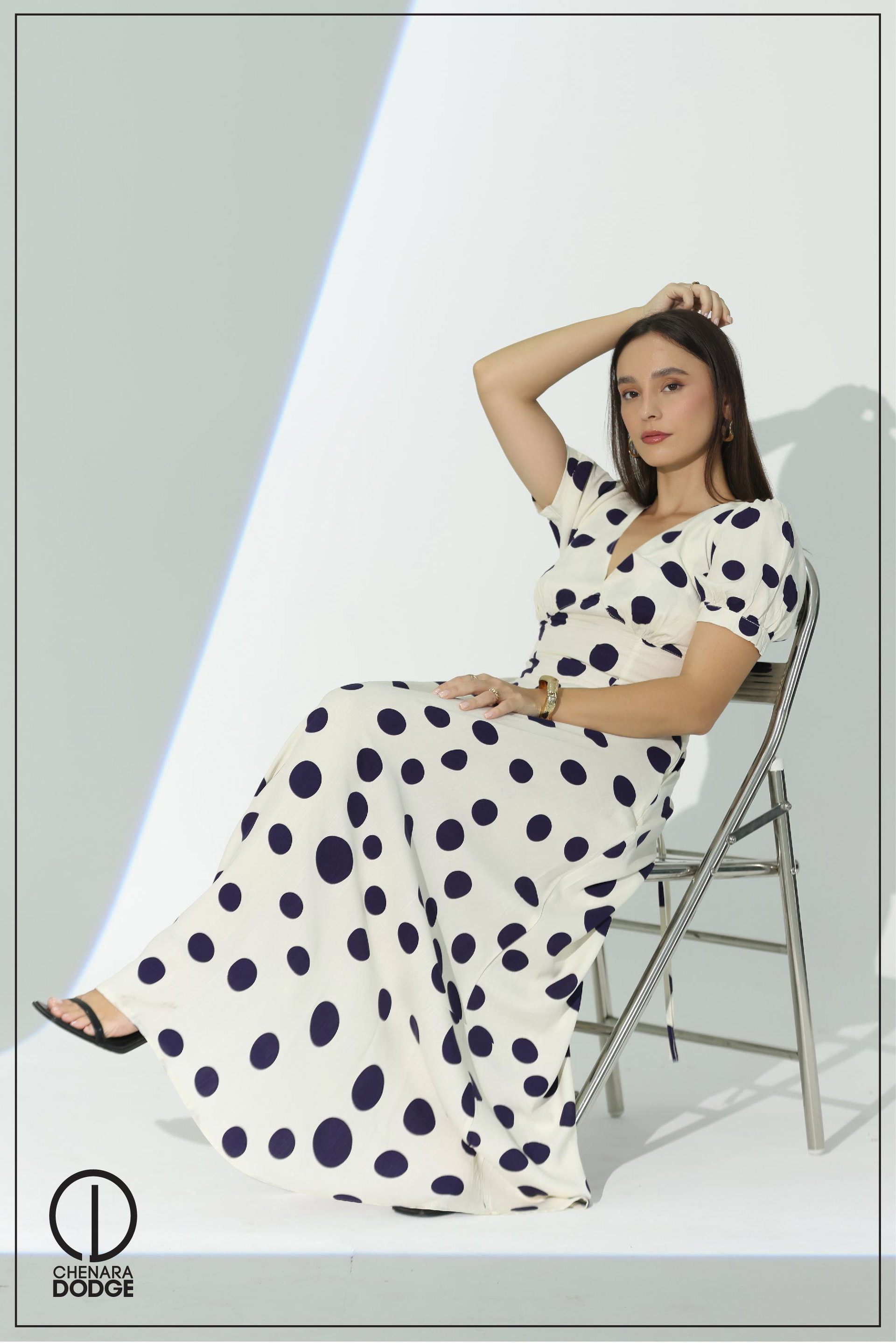 KALITA V-NECK MAXI DRESS