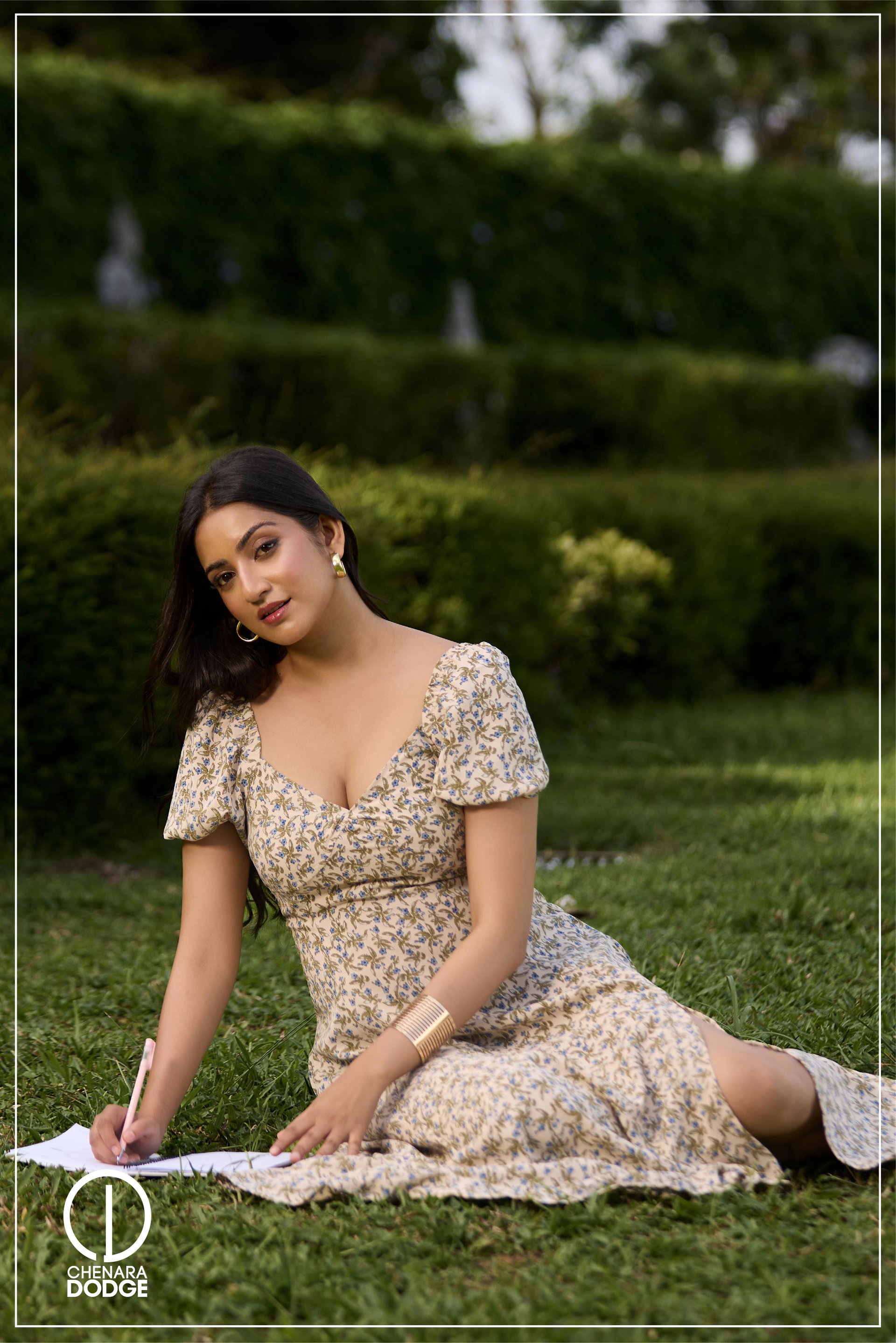 KEHLANI V NECK MIDI DRESS