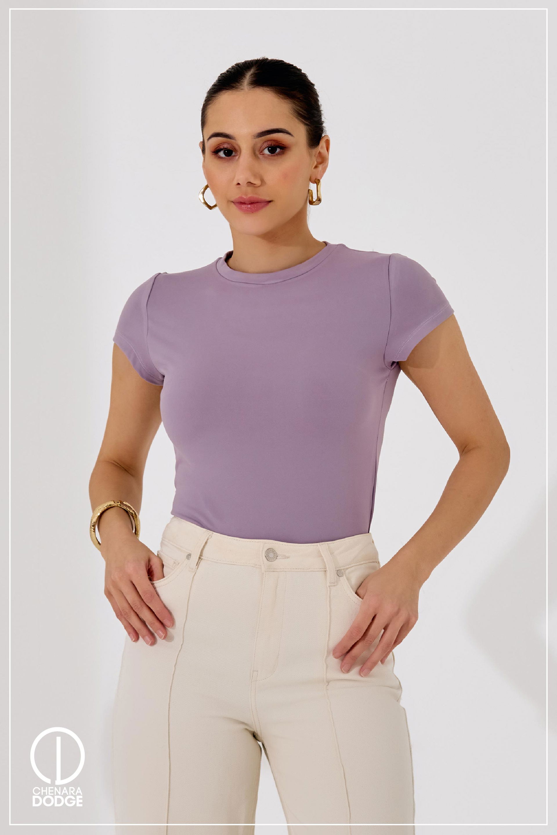 LARA ROUND NECK T-SHIRT