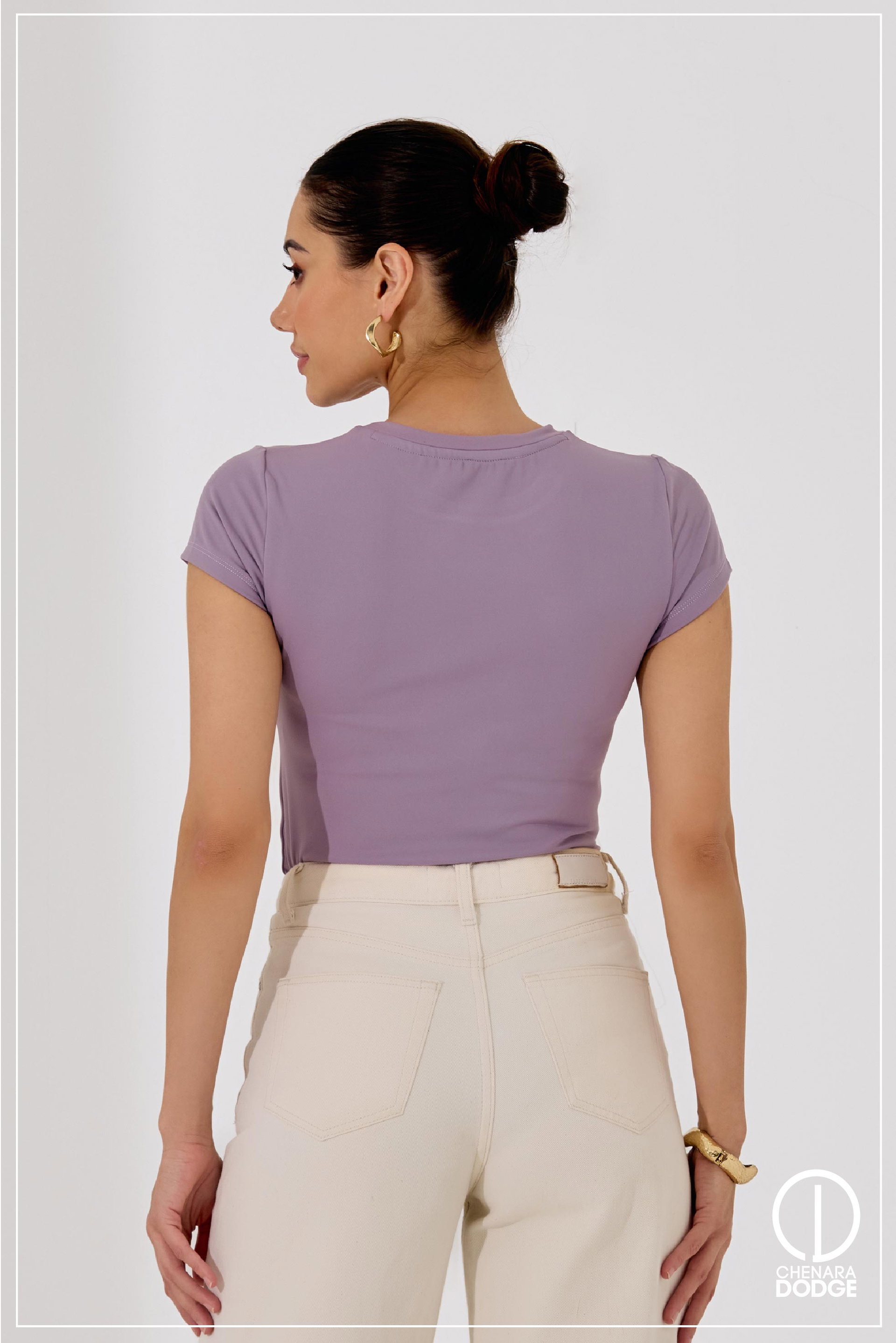 LARA ROUND NECK T-SHIRT