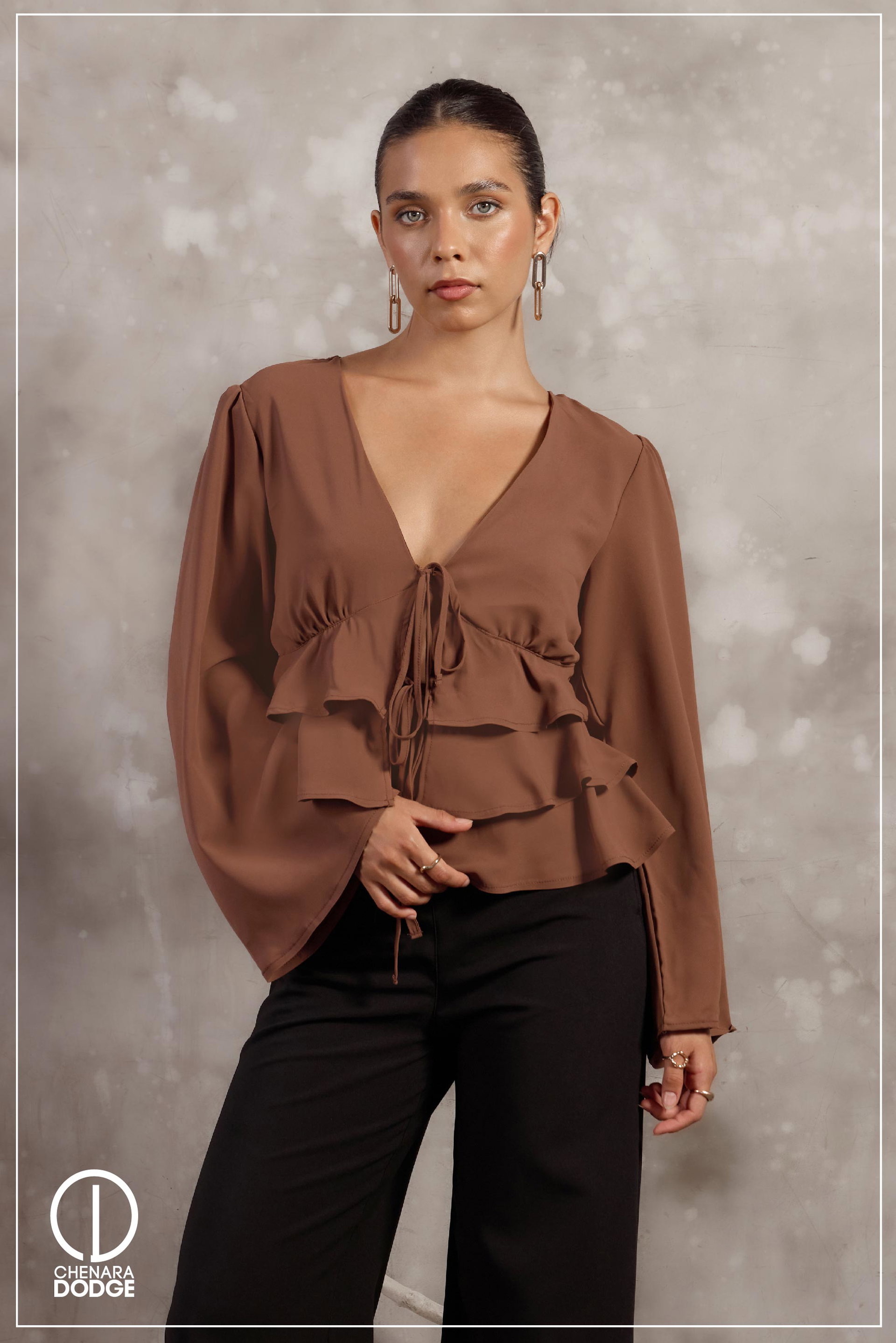 LIZA V NECK FRILL DETAILED CROP TOP