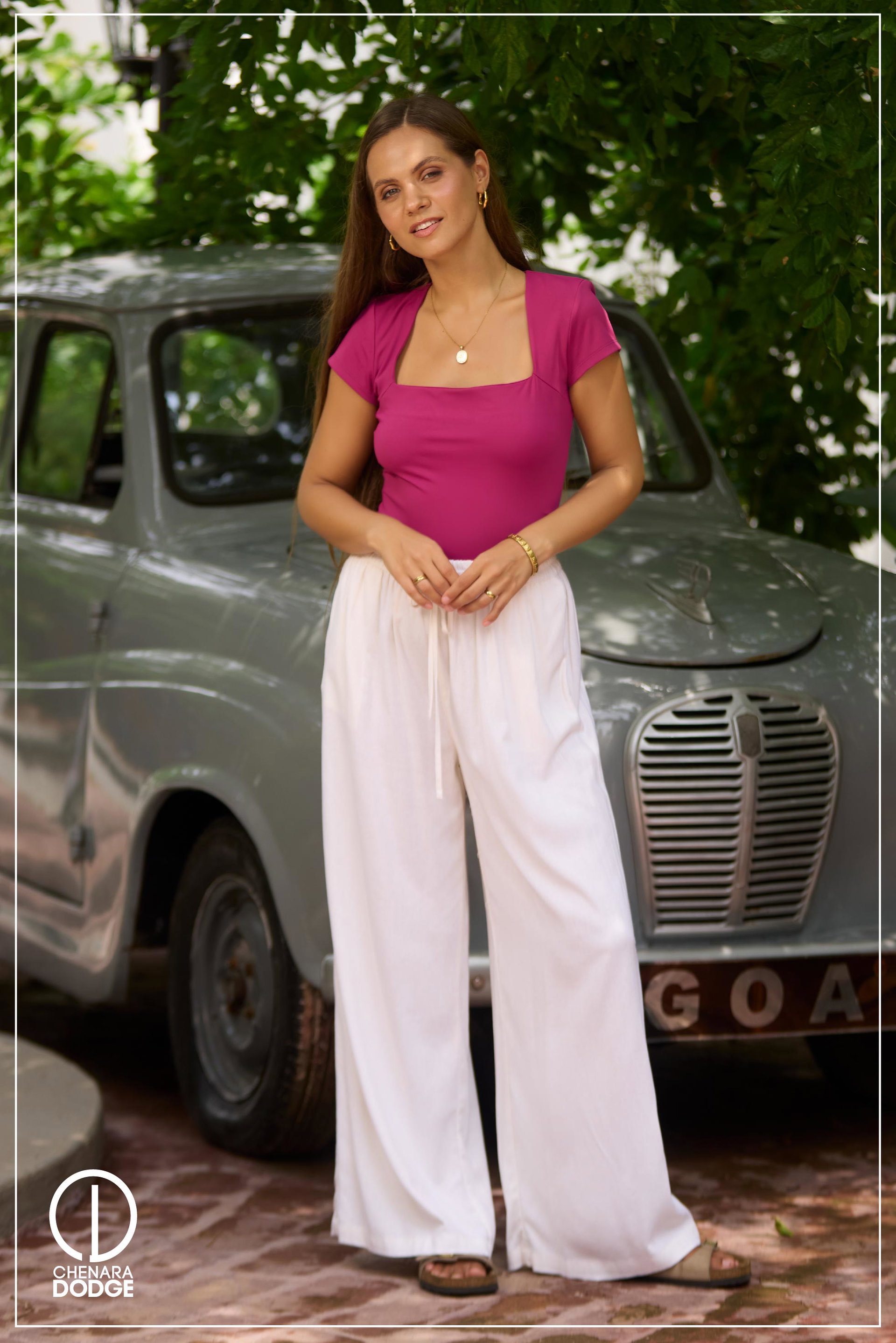MADDY SQUARE NECK TOP