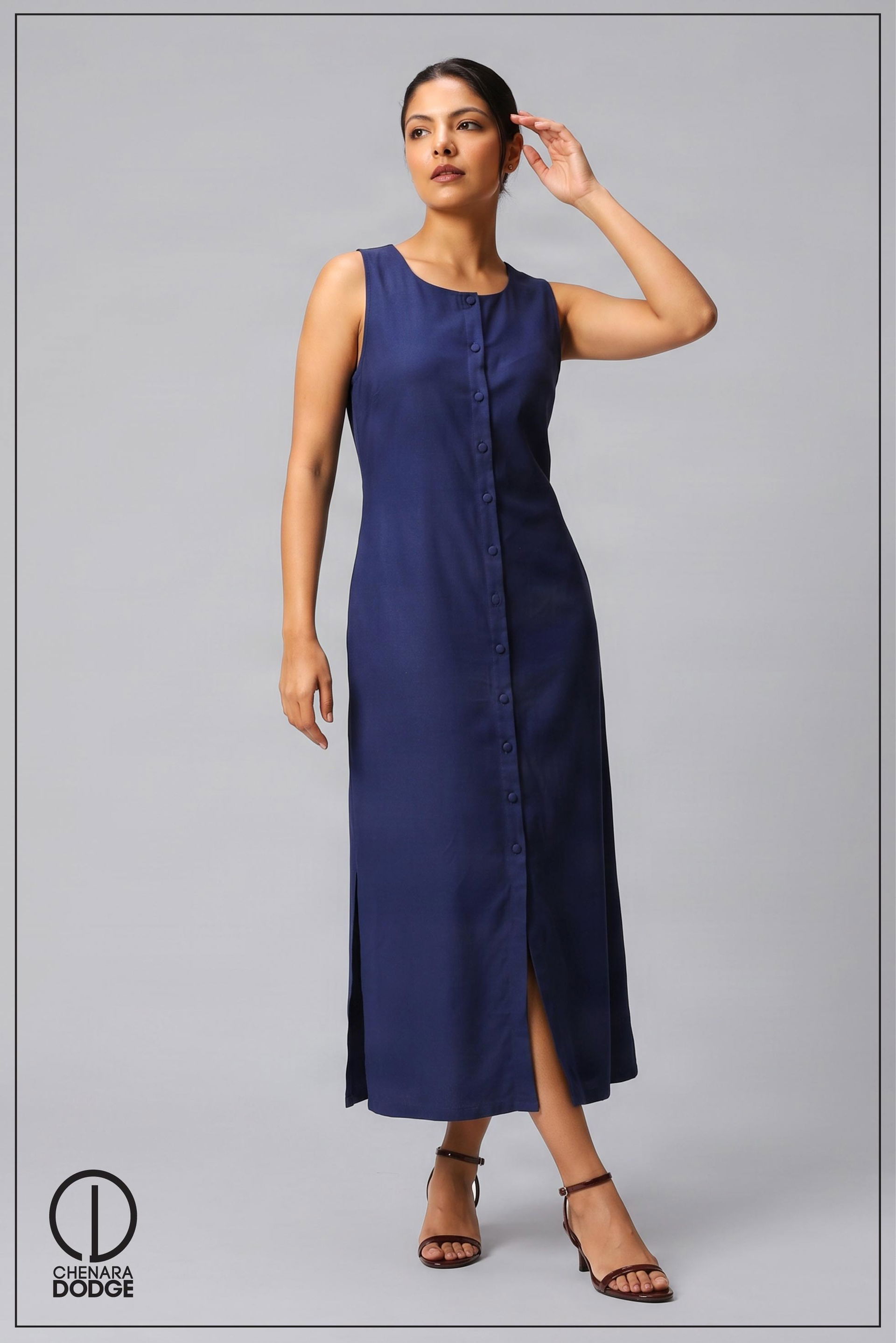 MADELINE ROUND NECK BUTTON DOWN MAXI DRESS
