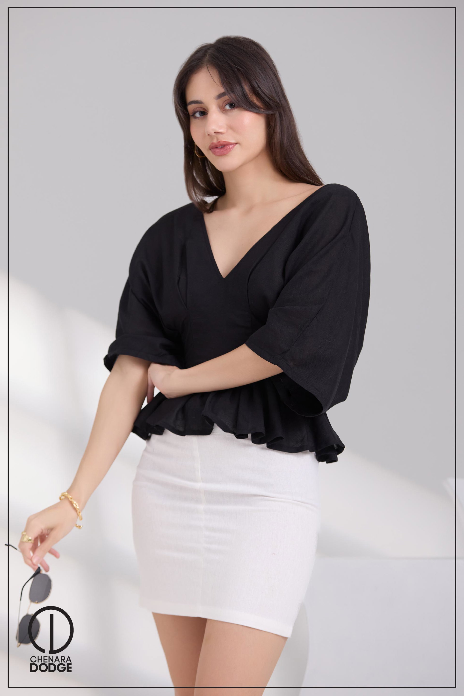NOA V NECK PLEATED TOP