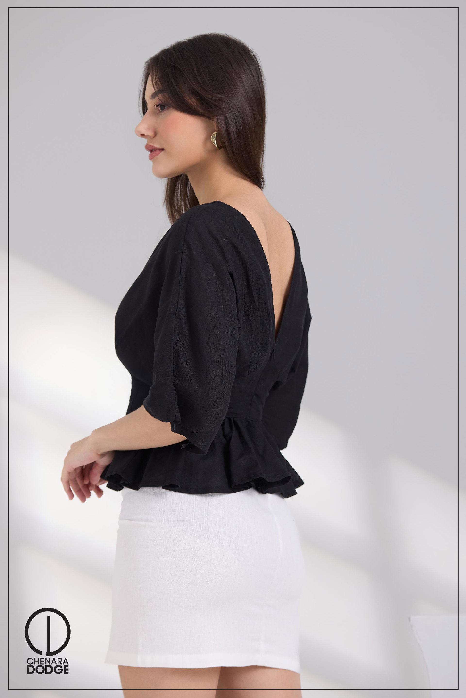 NOA V NECK PLEATED TOP
