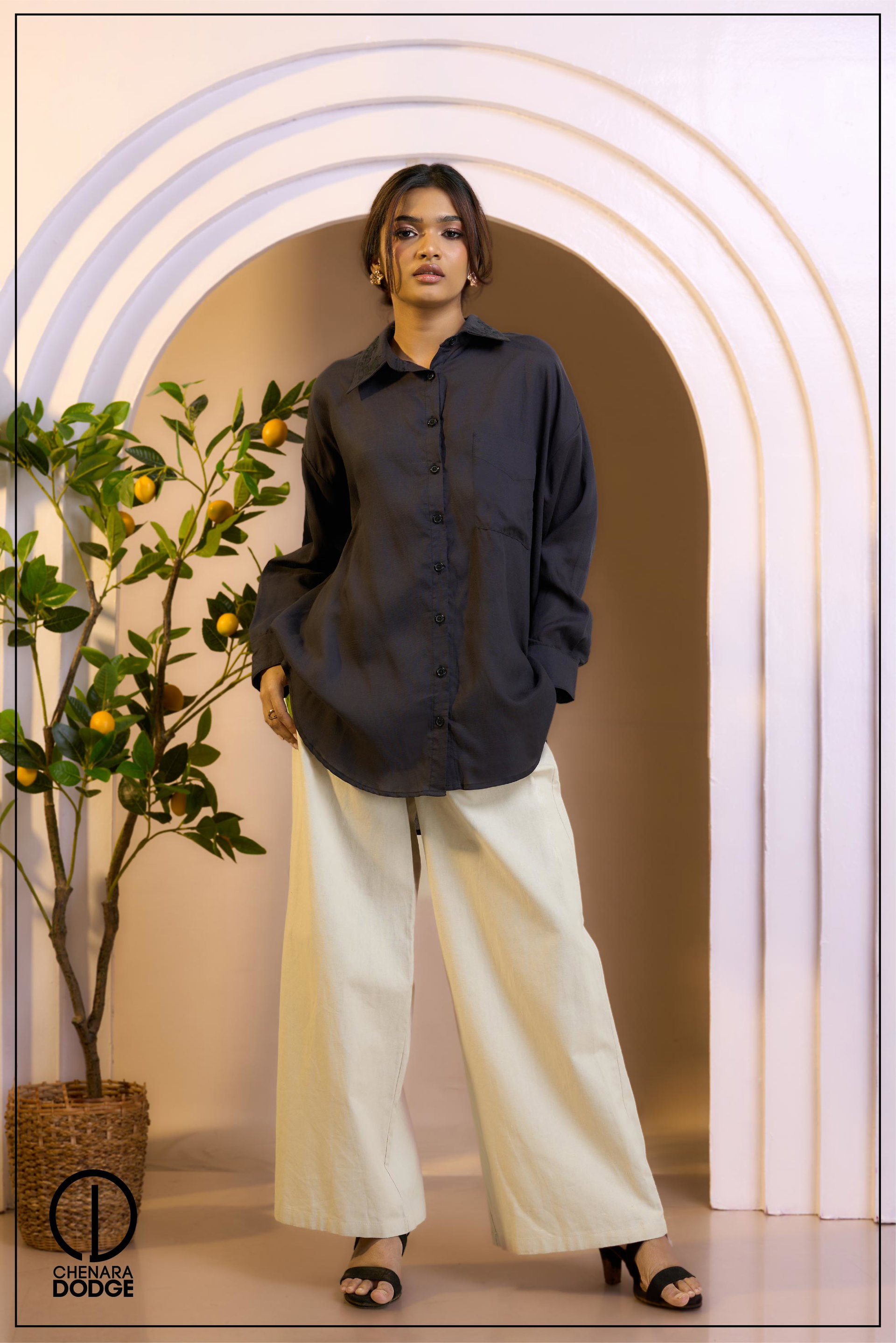  OLIVIA EMB BUTTON DOWN SHIRT