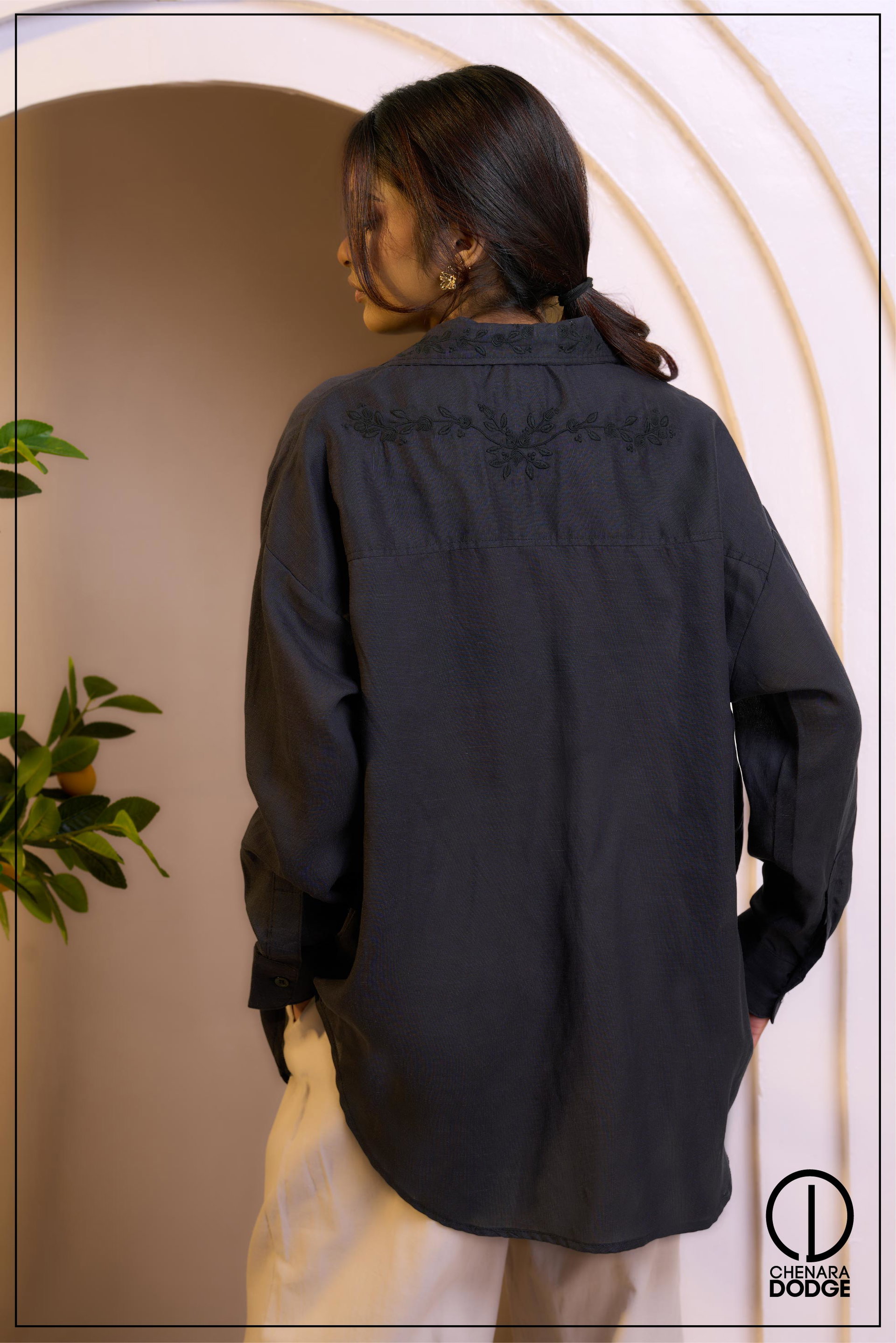 OLIVIA EMB BUTTON DOWN SHIRT