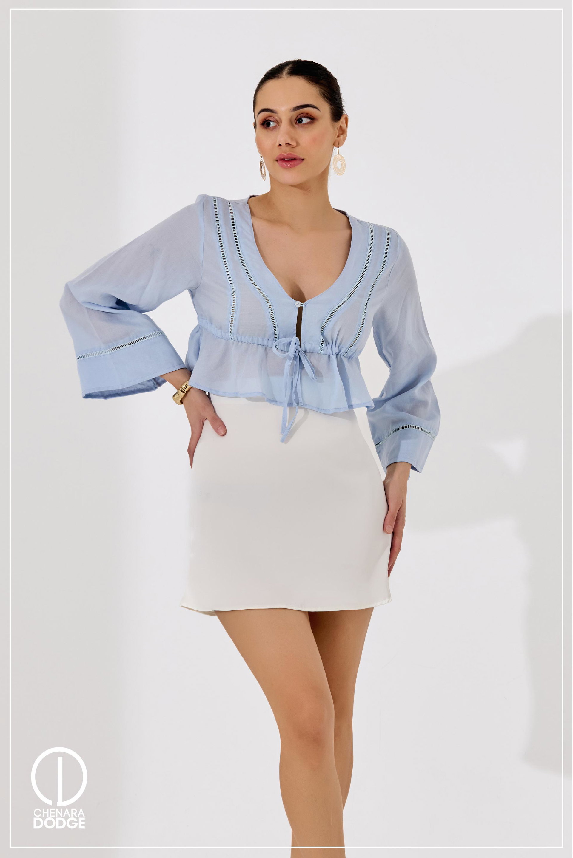 POSEY TIE UP DETAILED CROP TOP