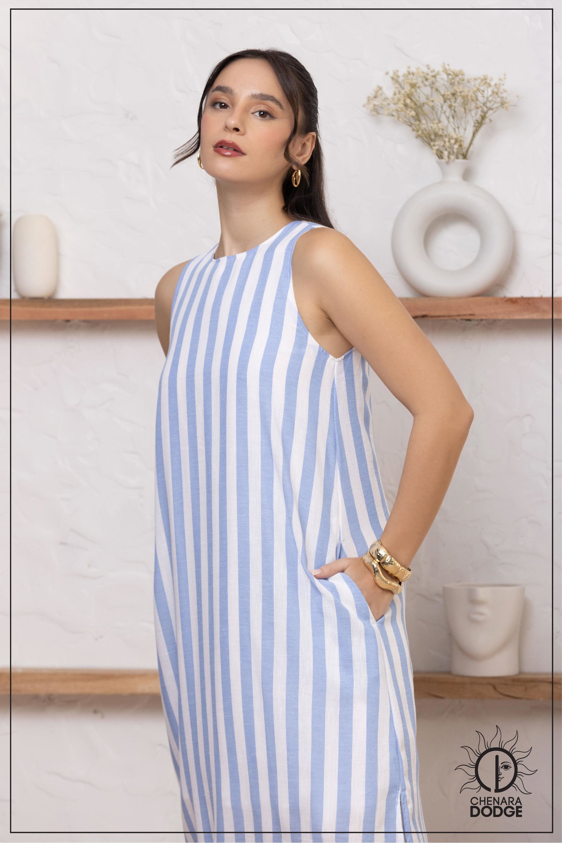 ROUND NECK MIDI DRESS