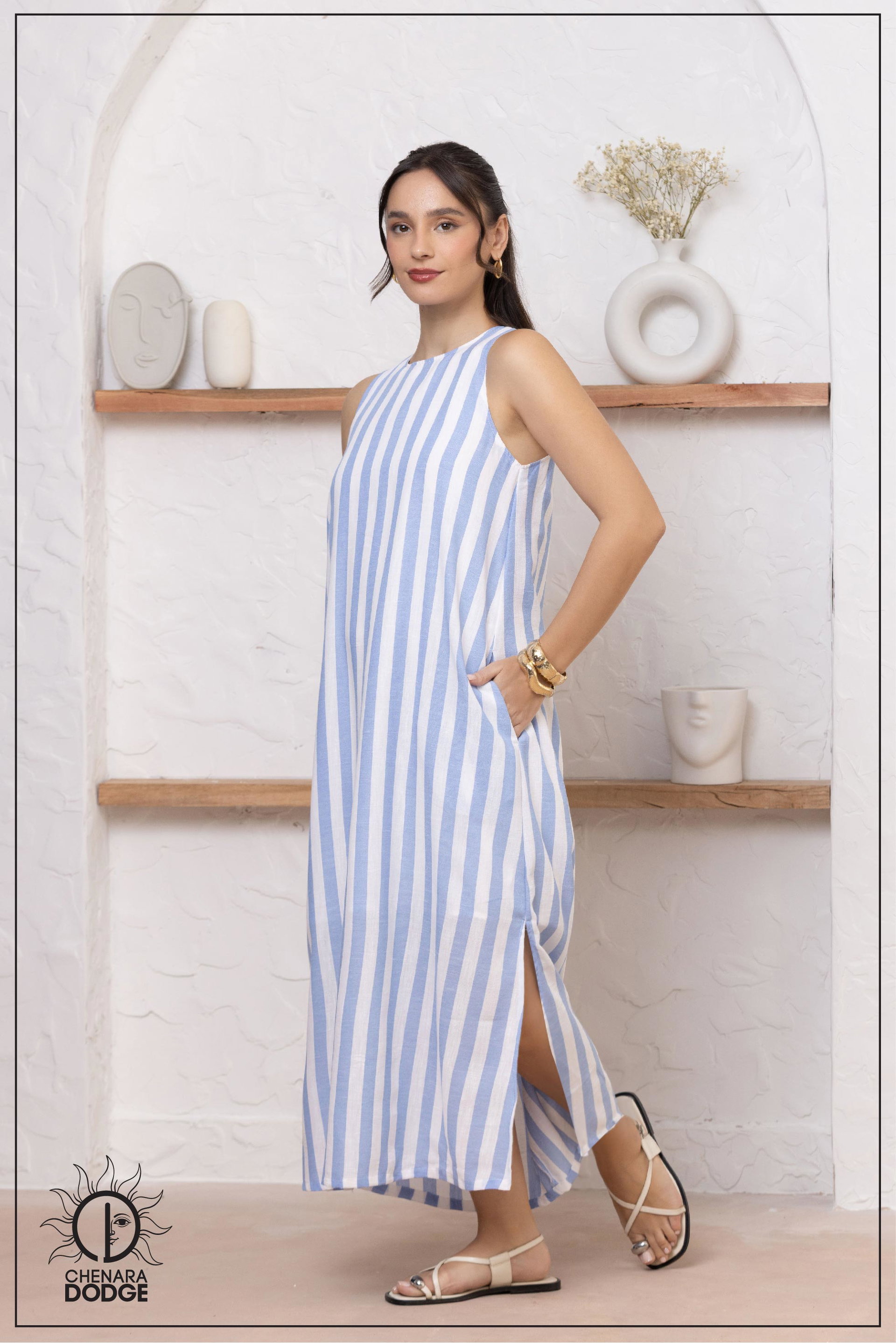 ROUND NECK MIDI DRESS