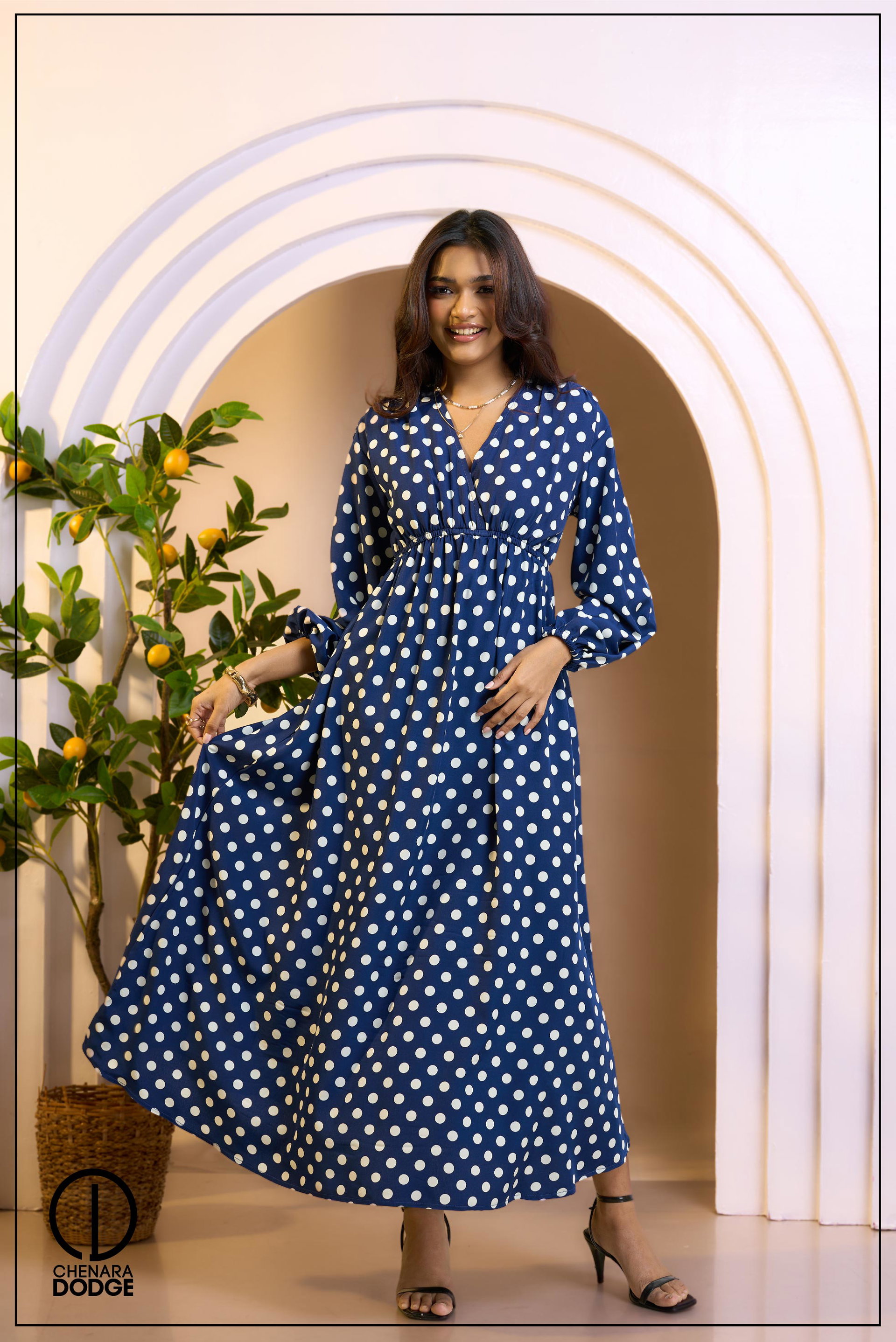 SANDRA  V NECK MAXI DRESS