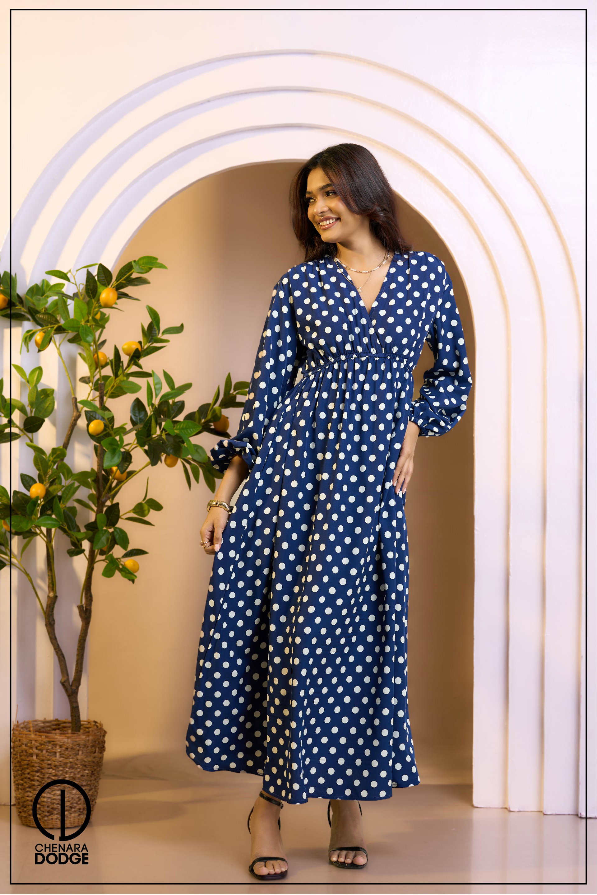 SANDRA  V NECK MAXI DRESS