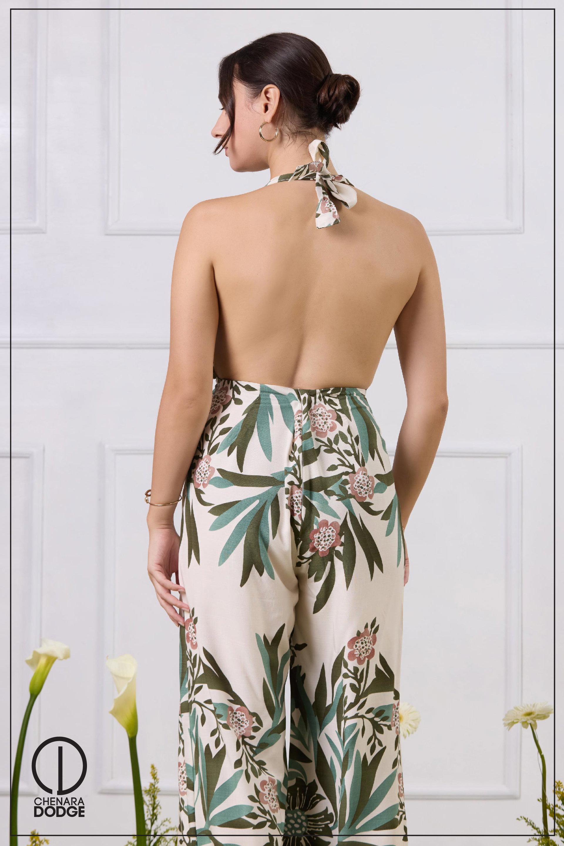 SEILA DEEP NECK JUMPSUIT