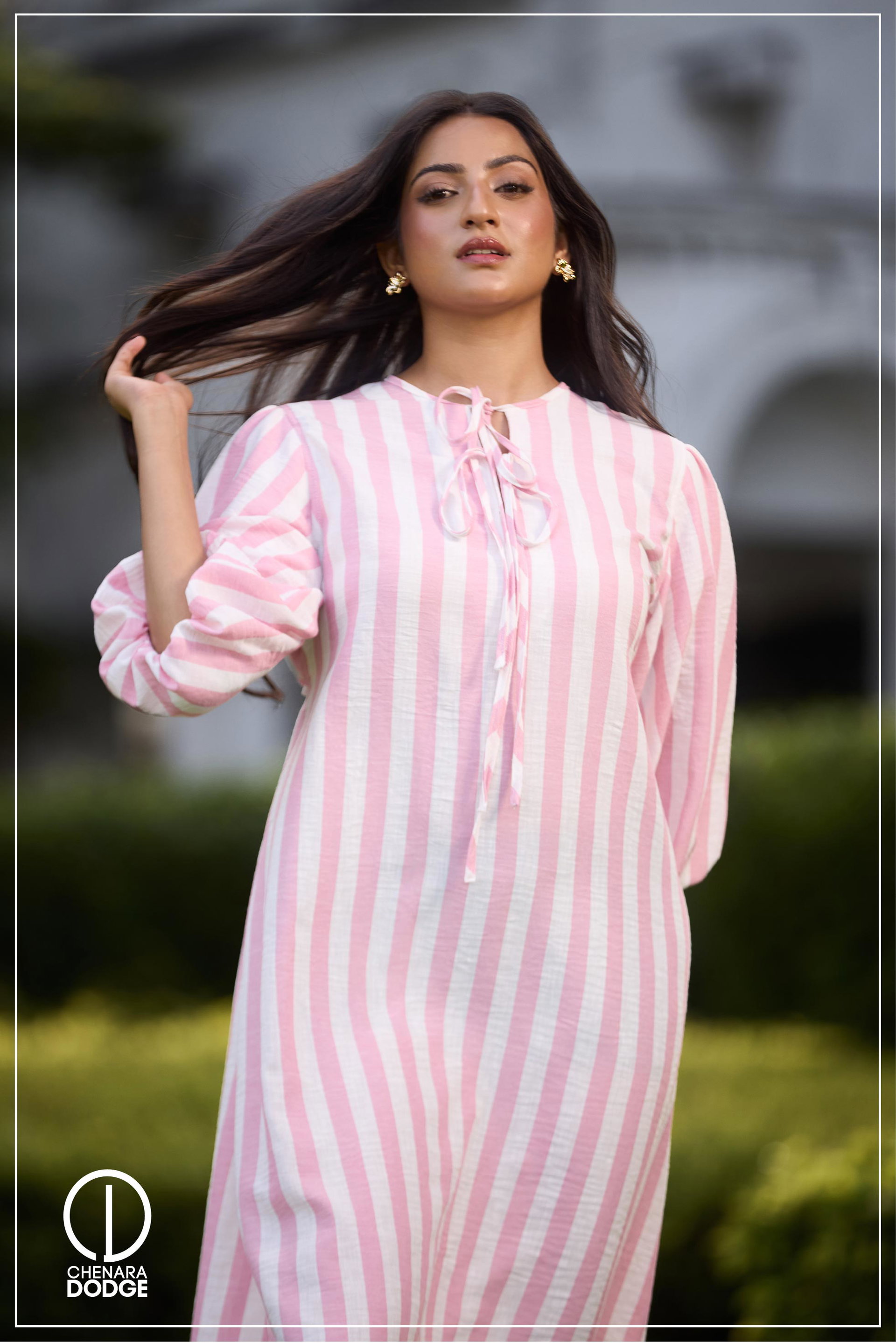 SELENA PUFF SLEEVE MIDI DRESS