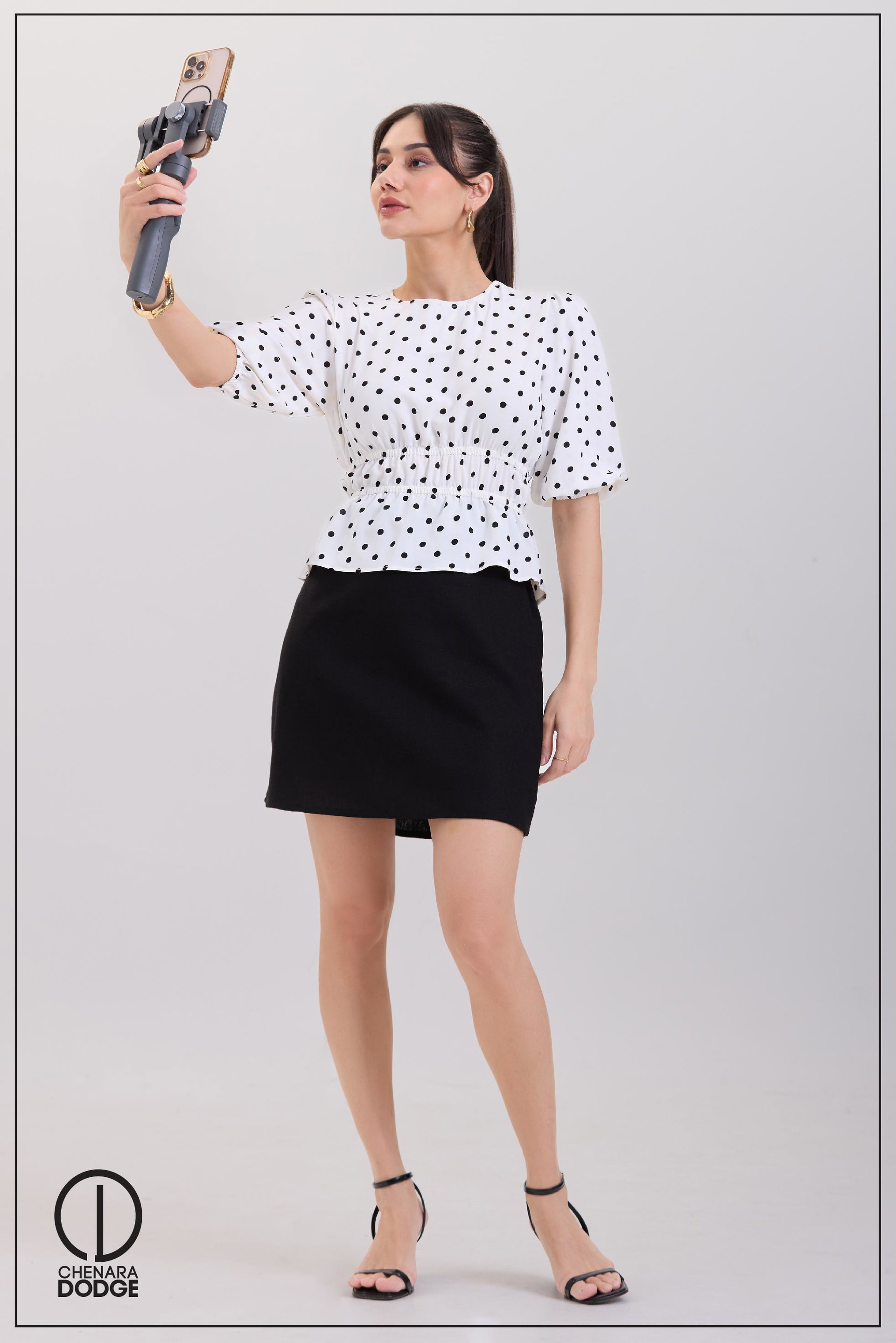 SONIA ROUND NECK TOP