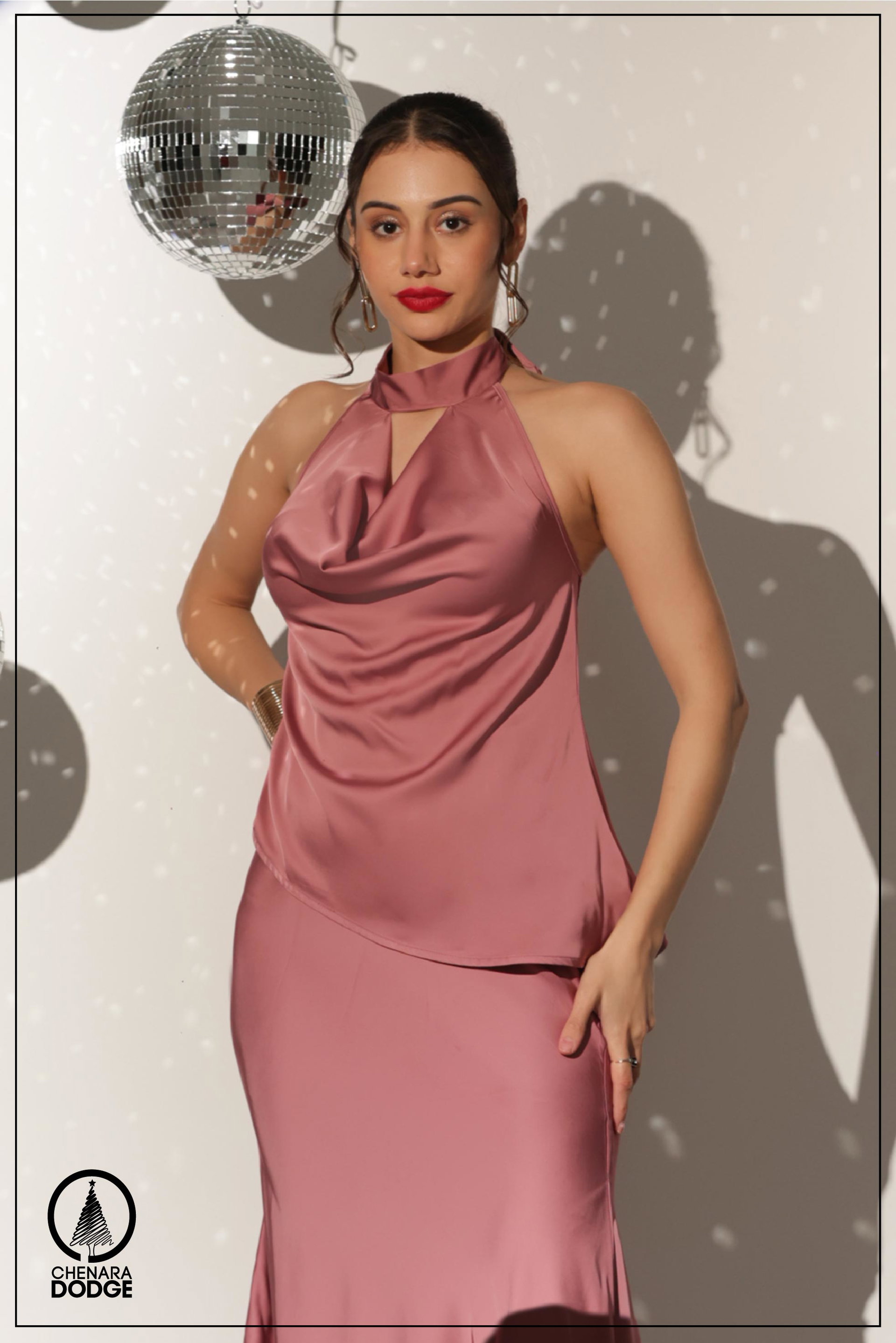 SOYA BACK TIE-UP TOP