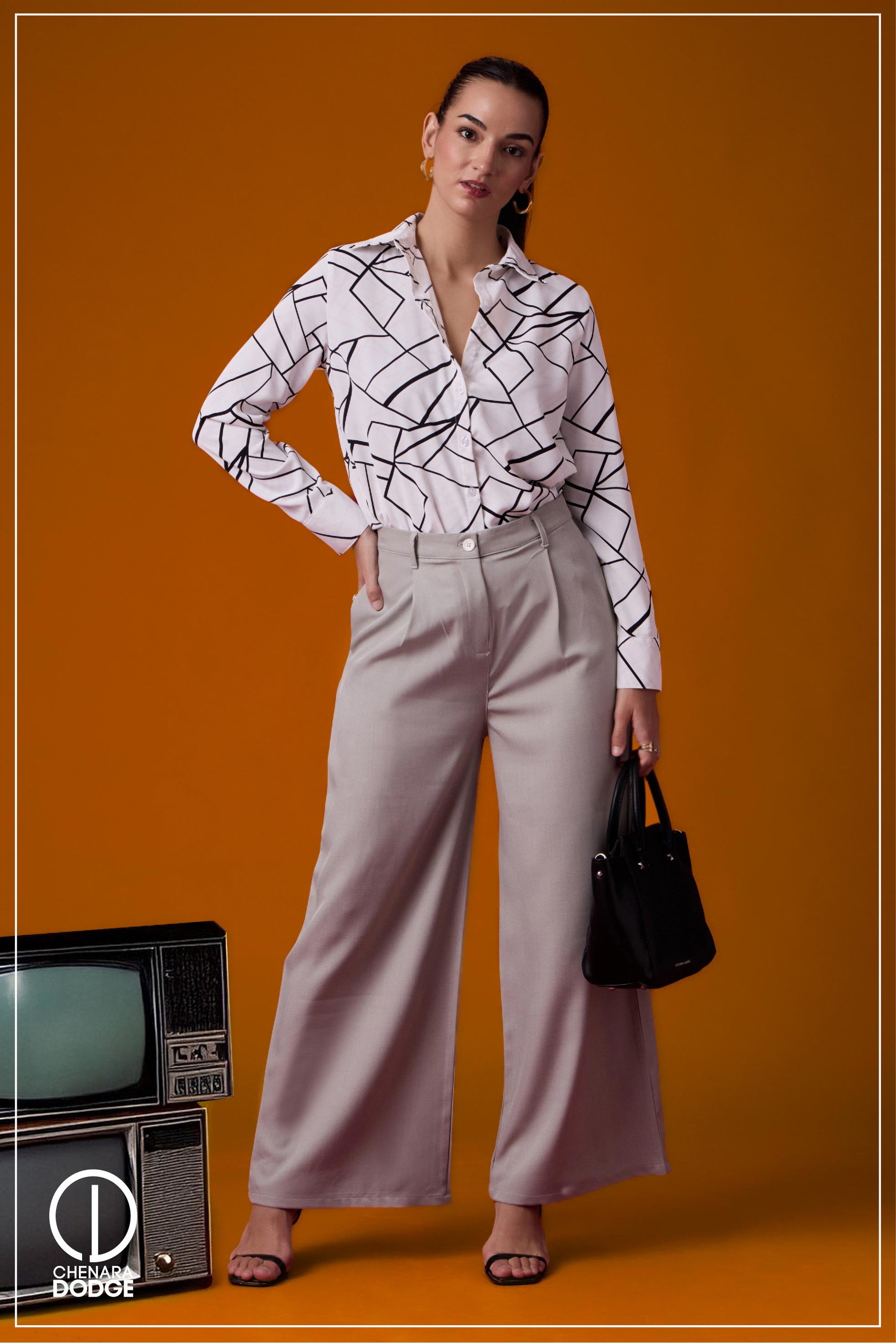 TARA LONG SLEEVE BUTTON DOWN SHIRT