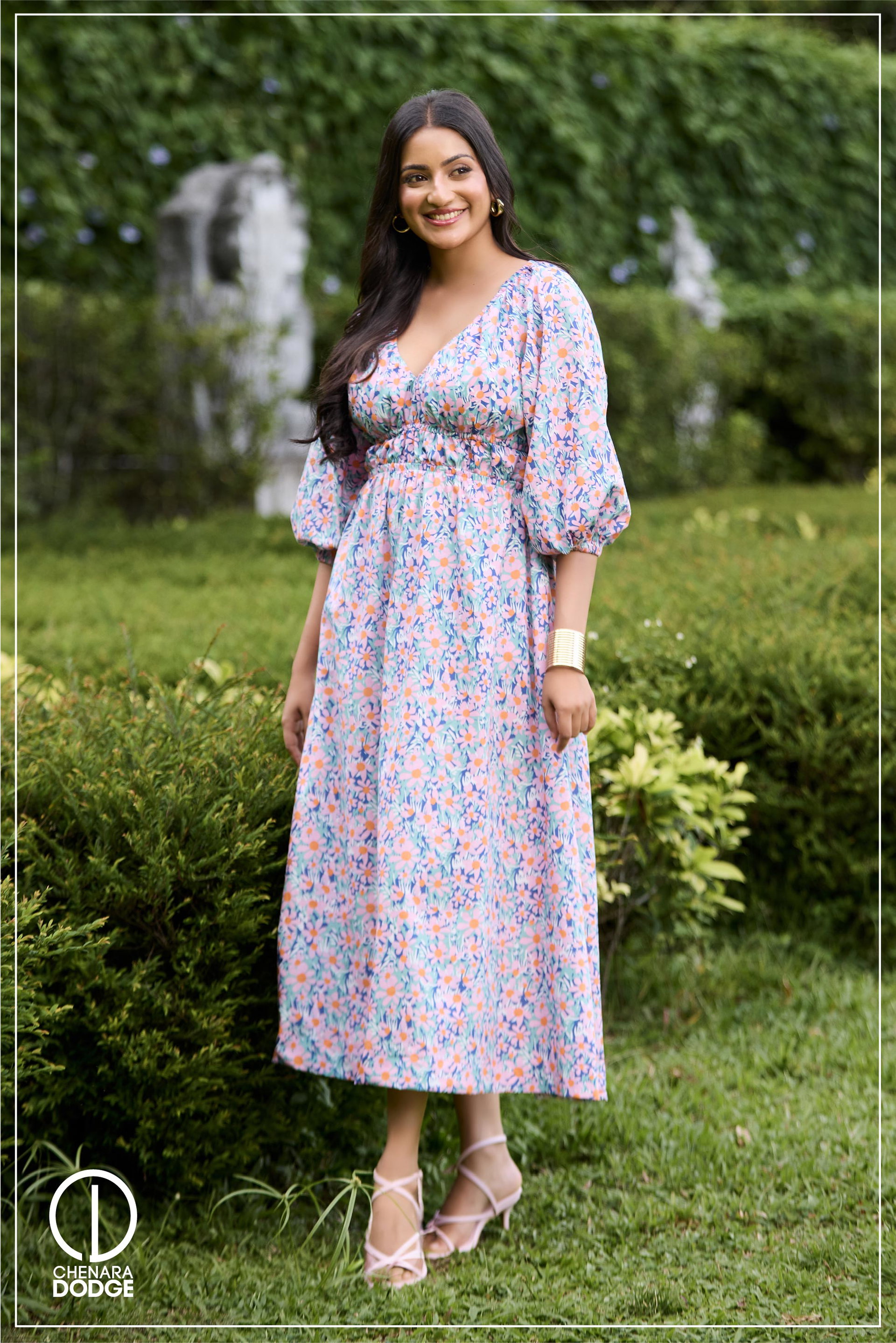 TEROLIYA V NECK MIDI DRESS
