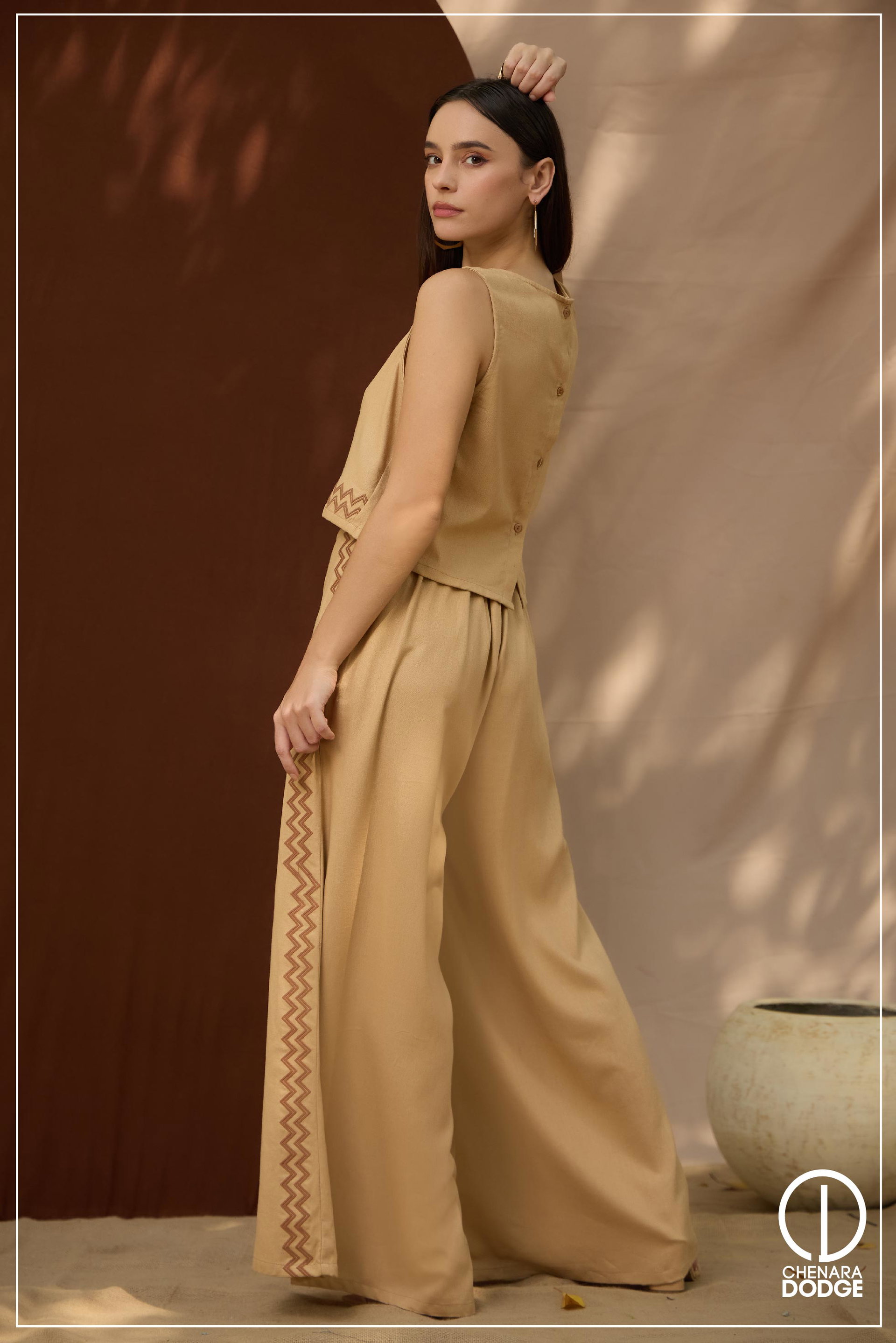TESSA EMBROIDERED TWO PIECE SET