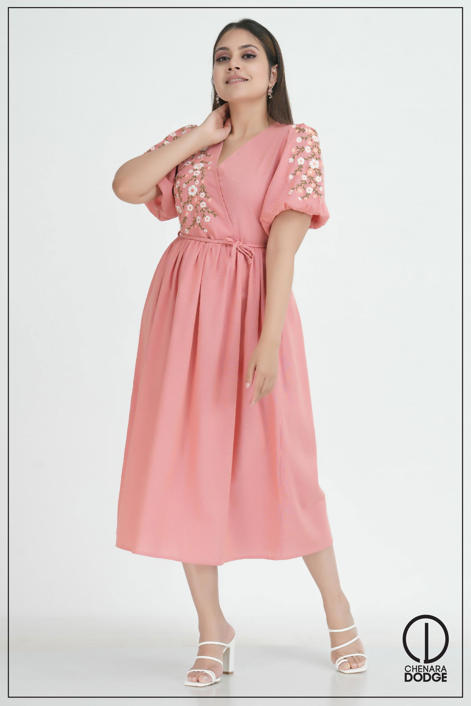 VOLINA CROSS OVER EMB MIDI DRESS