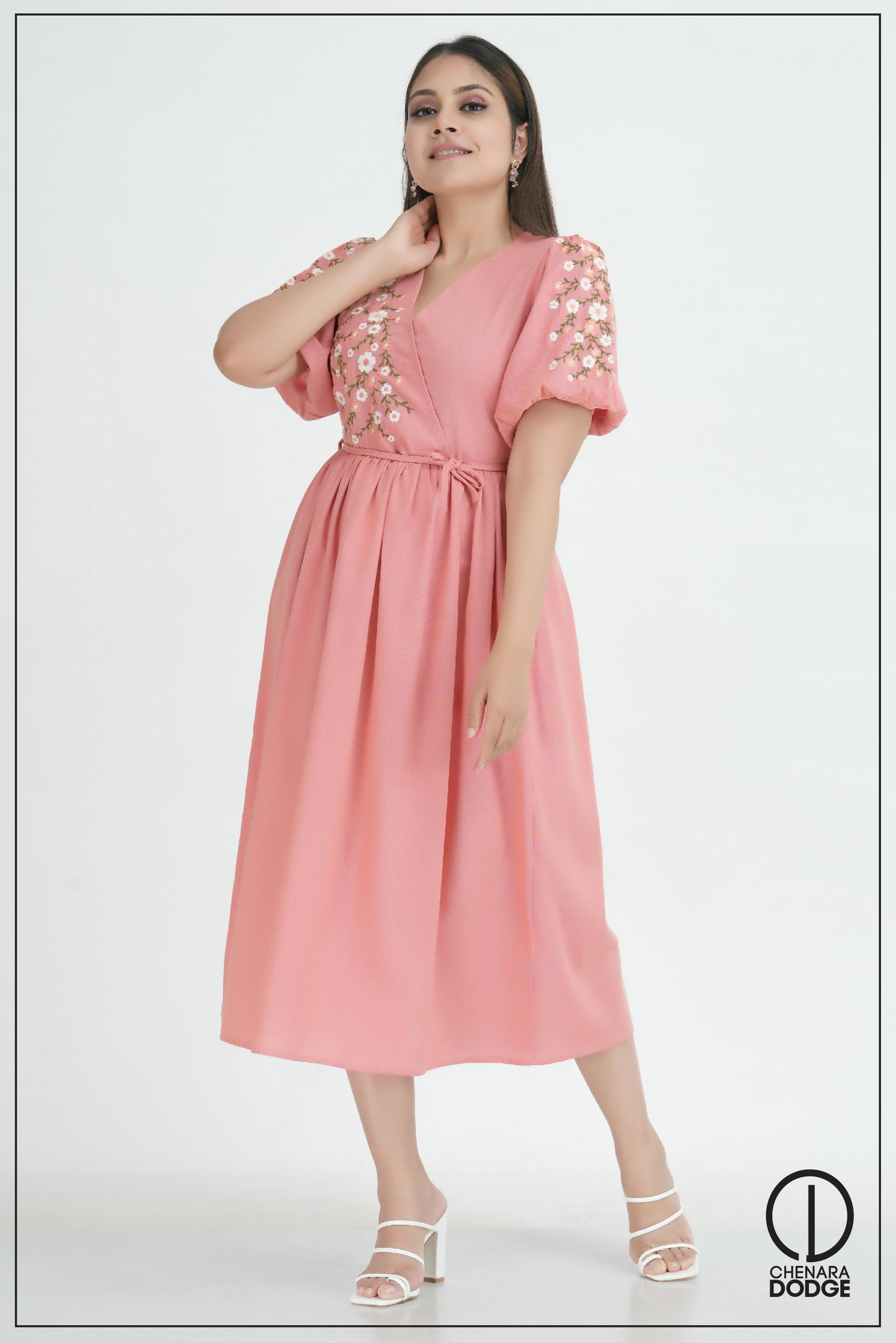 VOLINA CROSS OVER EMB MIDI DRESS