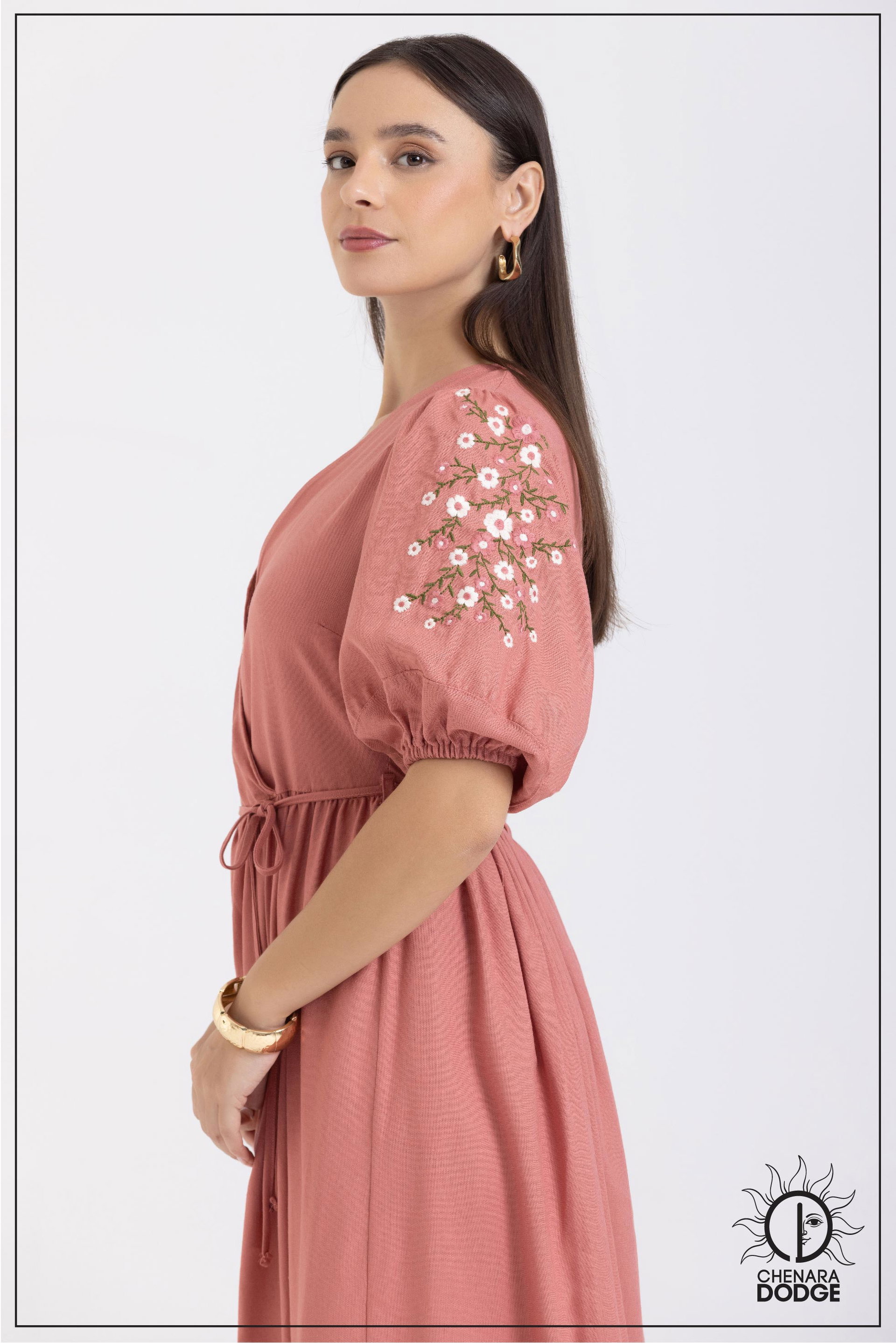 VOLINA CROSS OVER EMB MIDI DRESS