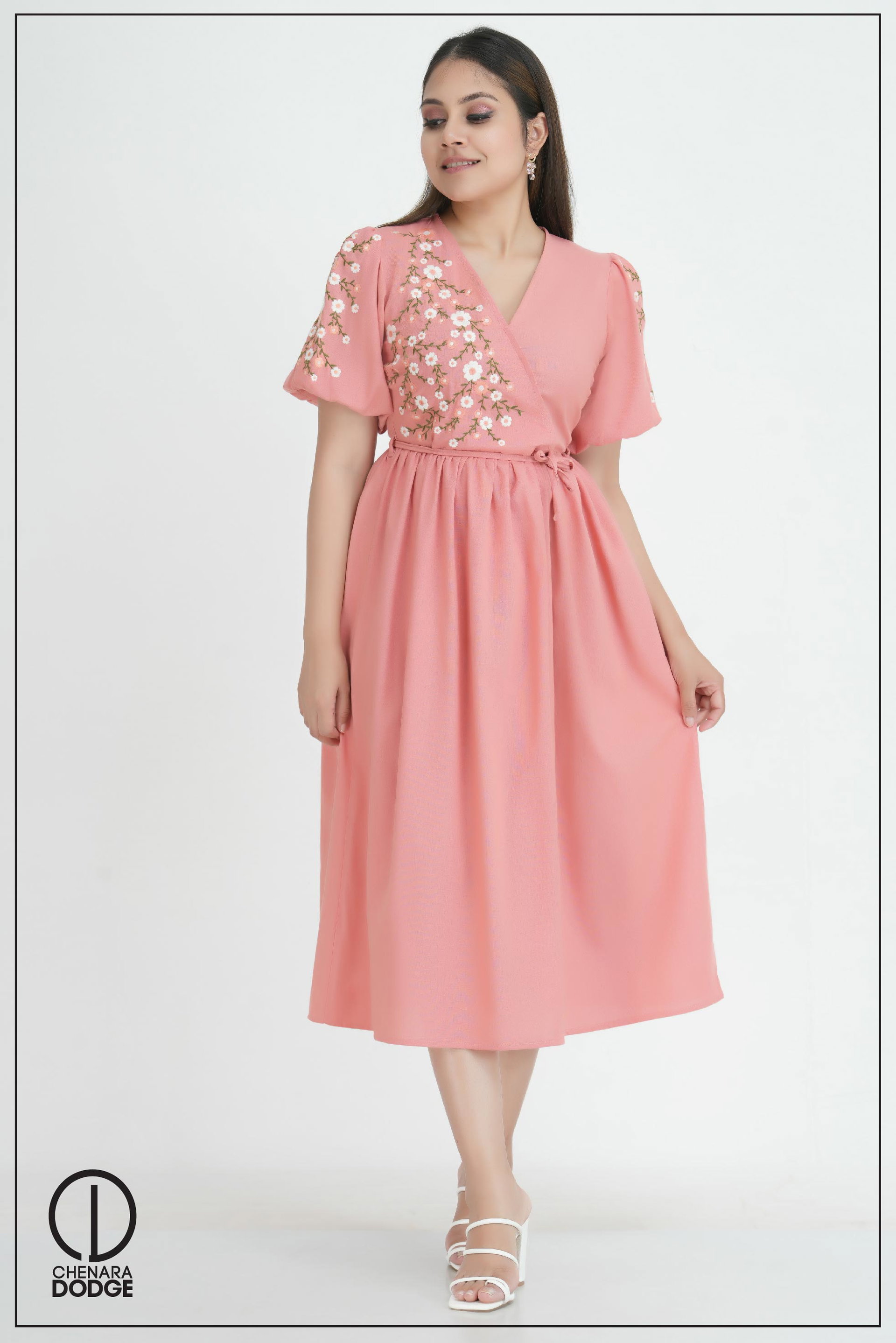 VOLINA CROSS OVER EMB MIDI DRESS