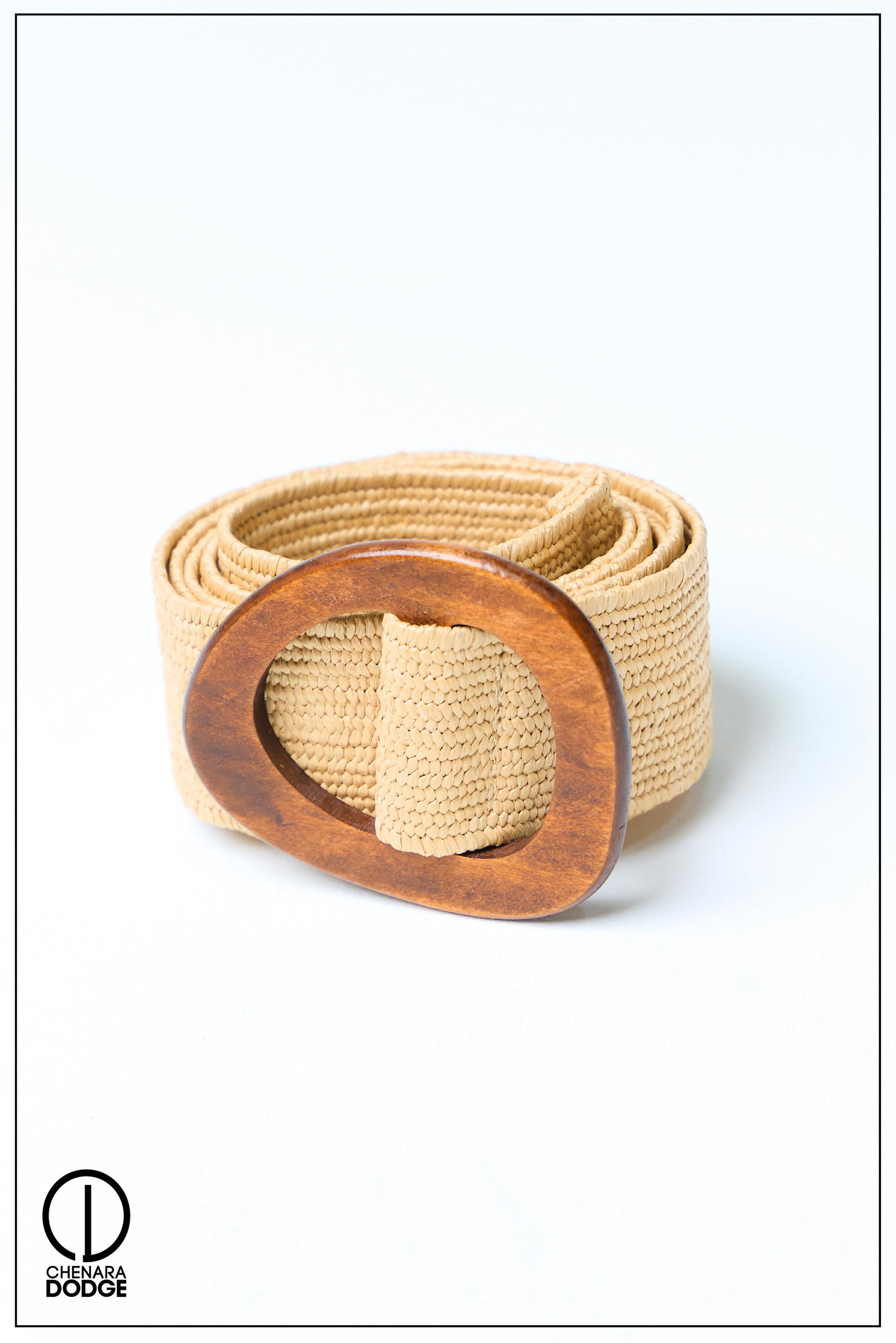 WOODEN BUCKLE RATTAN BELT