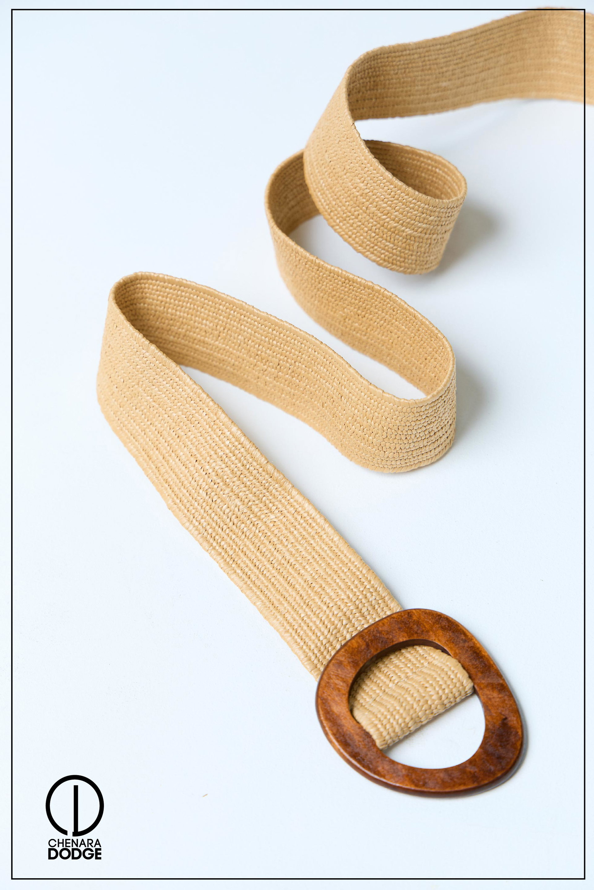 WOODEN BUCKLE RATTAN BELT