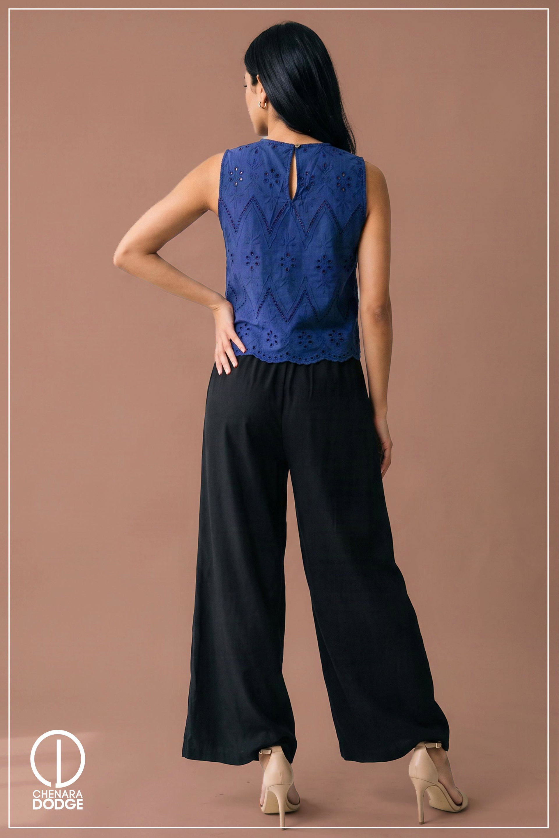 ZANU ROUND NECK TOP