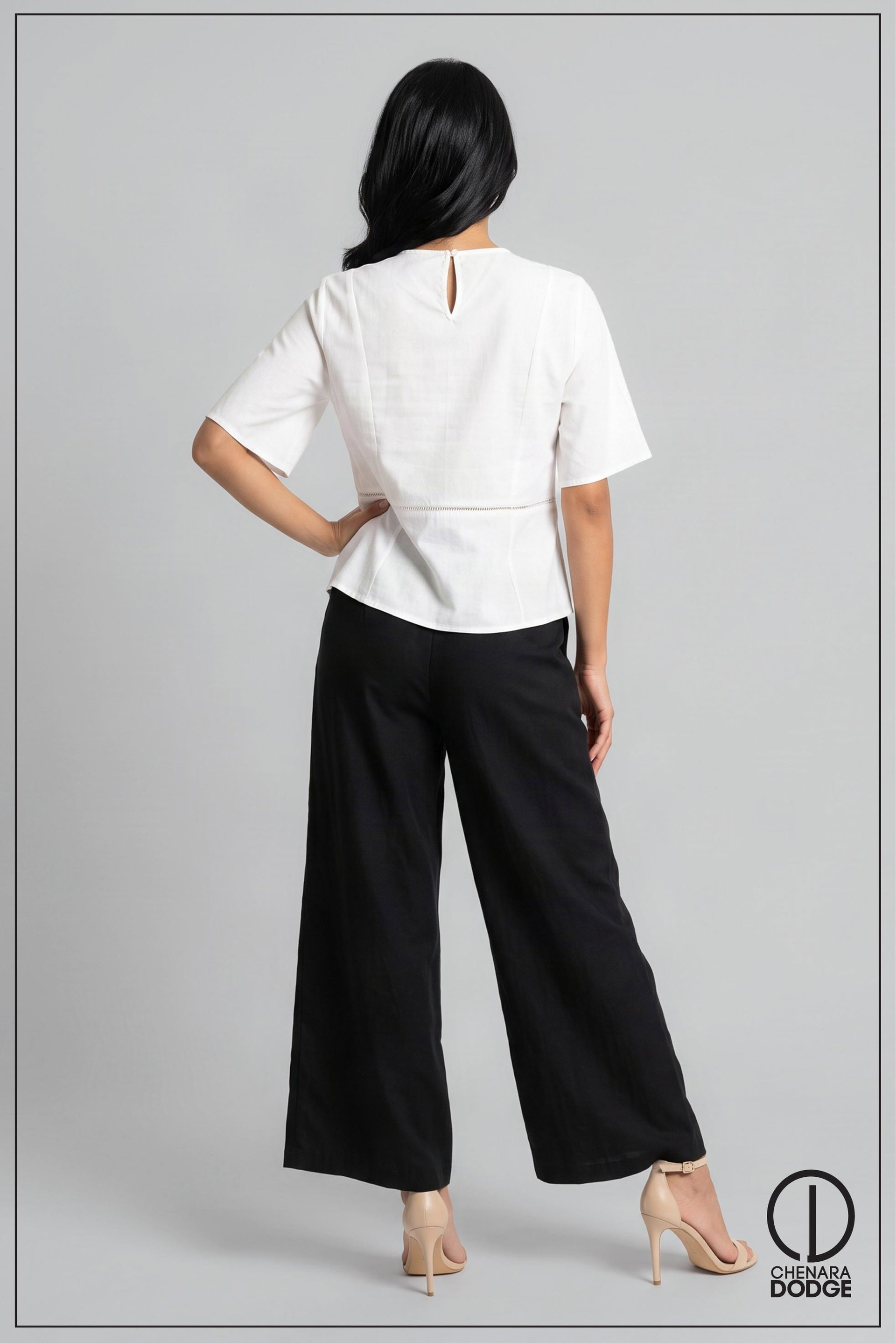 ZELDA ROUND NECK LACE TOP