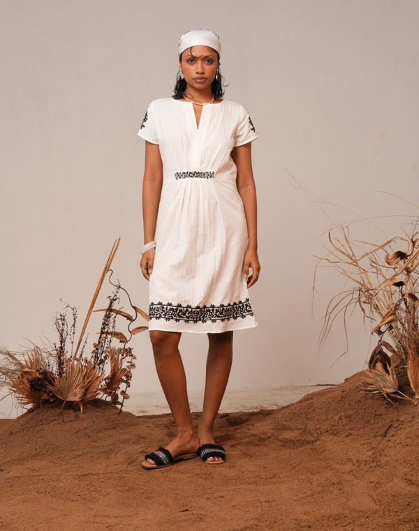 FIA MARIA POETIC NOSTALGIA Women's V Neck Casual Dress Off White