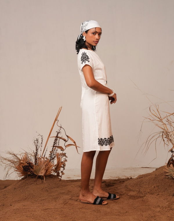 FIA MARIA POETIC NOSTALGIA Women's V Neck Casual Dress Off White